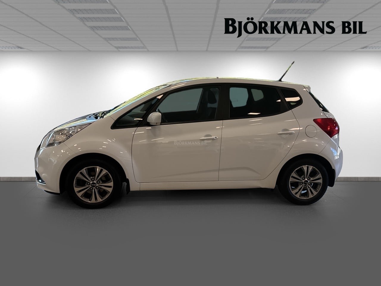 Kia Venga 1.6 AUTOMAT INKL V-HJUL 2018, bild 4/10