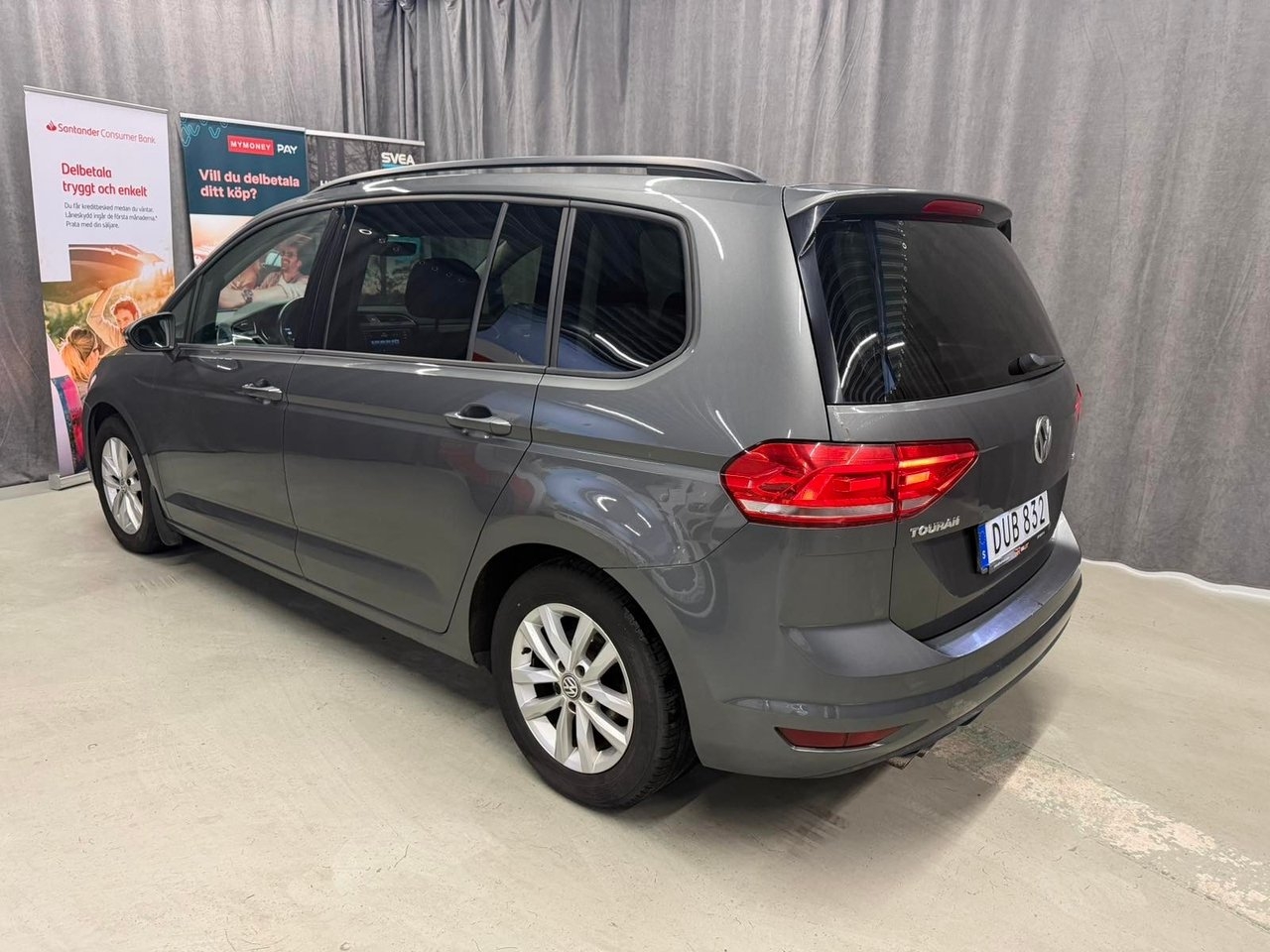 Volkswagen Touran 2016, bild 4/10
