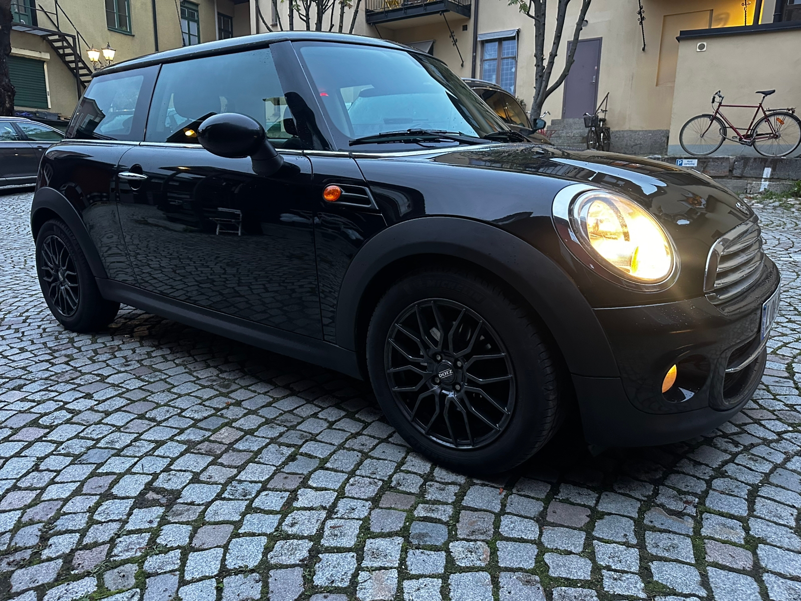 MINI Cooper D Manuell 2011, bild 2/8