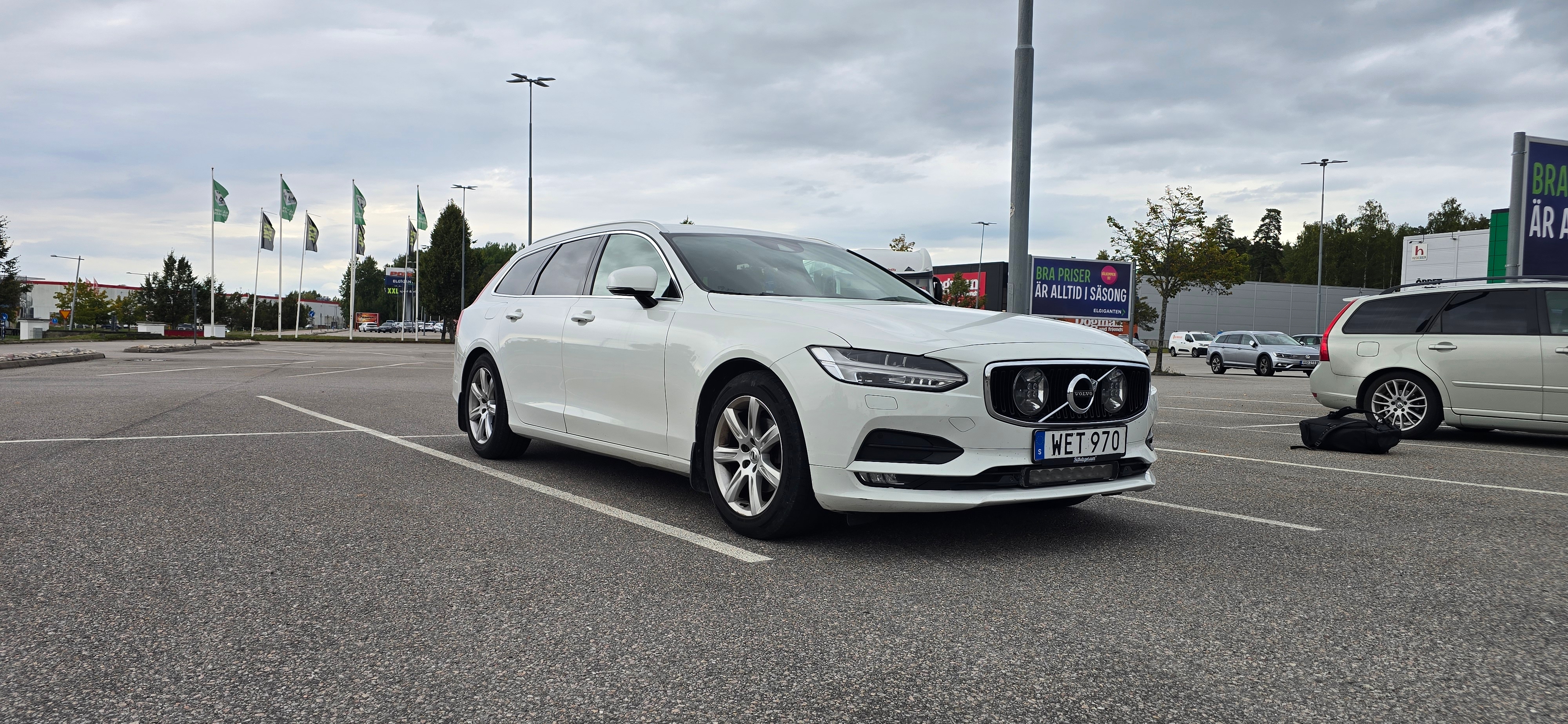 Volvo V90 D3 AWD Geartronic 2018, bild 2/5