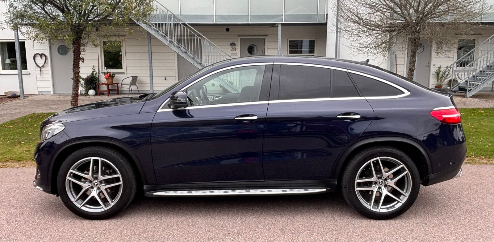 Mercedes-Benz GLE 2018, bild 2/10