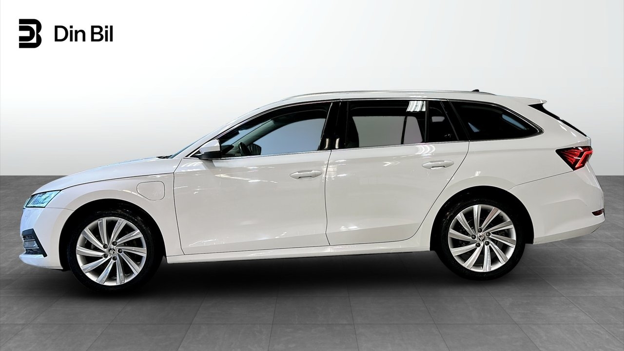 Skoda Octavia 2021, bild 2/20