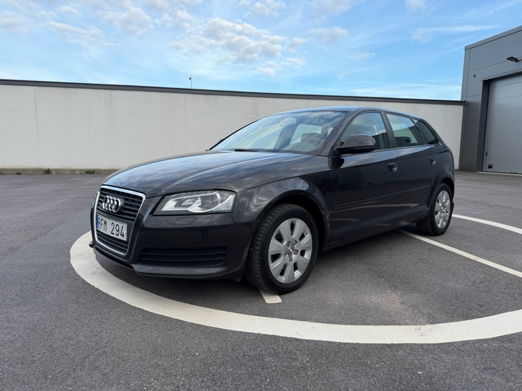 Audi A3 2010, bild 2/6