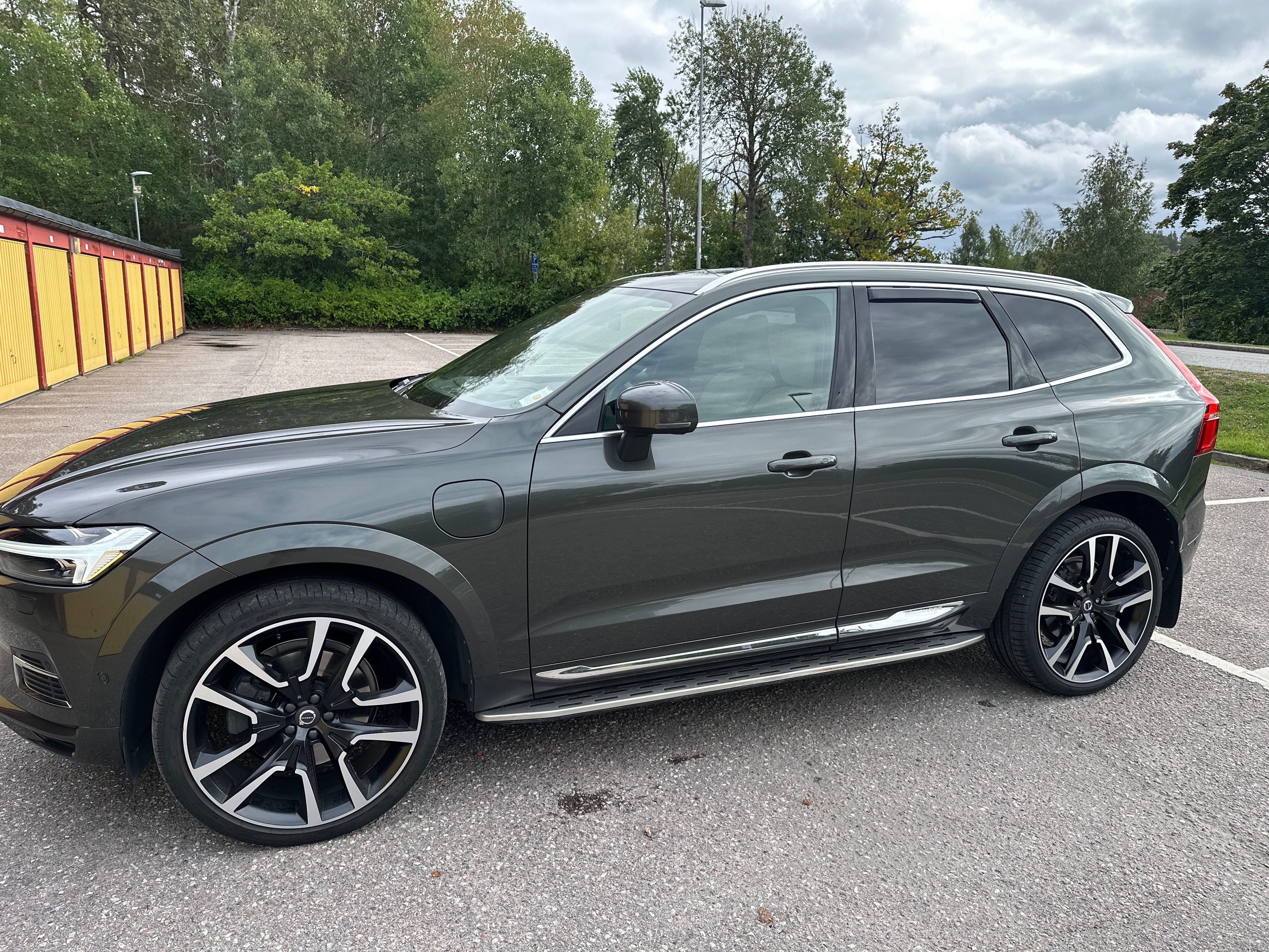 Volvo XC60 Recharge T8 AWD Geartronic 2021, bild 2/9