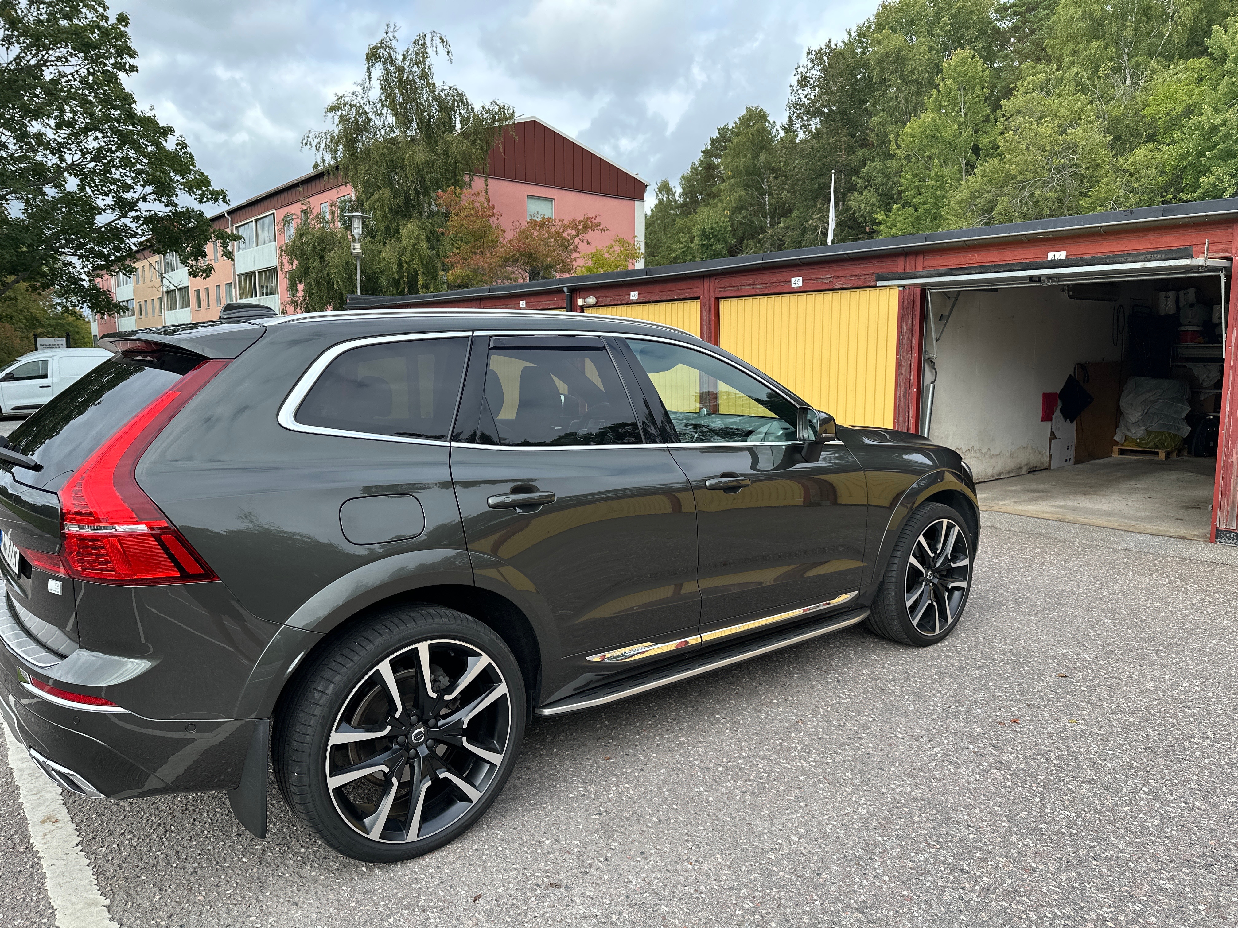 Volvo XC60 Recharge T8 AWD Geartronic 2021, bild 4/9