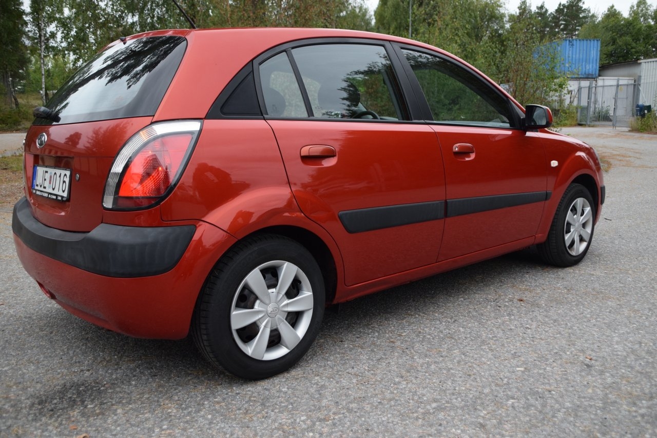 Kia Rio 2006, photo 5/10