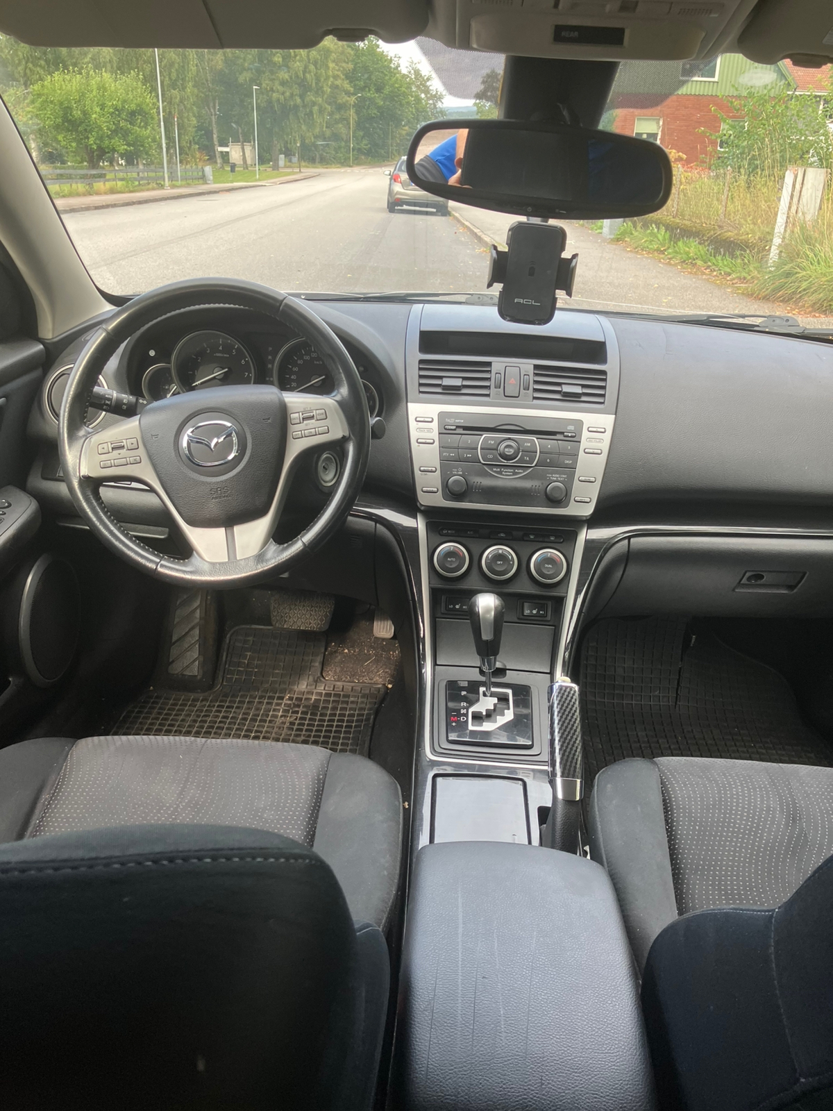 Mazda 6 Wagon 2.0 MZR Automatisk 2009, bild 2/9