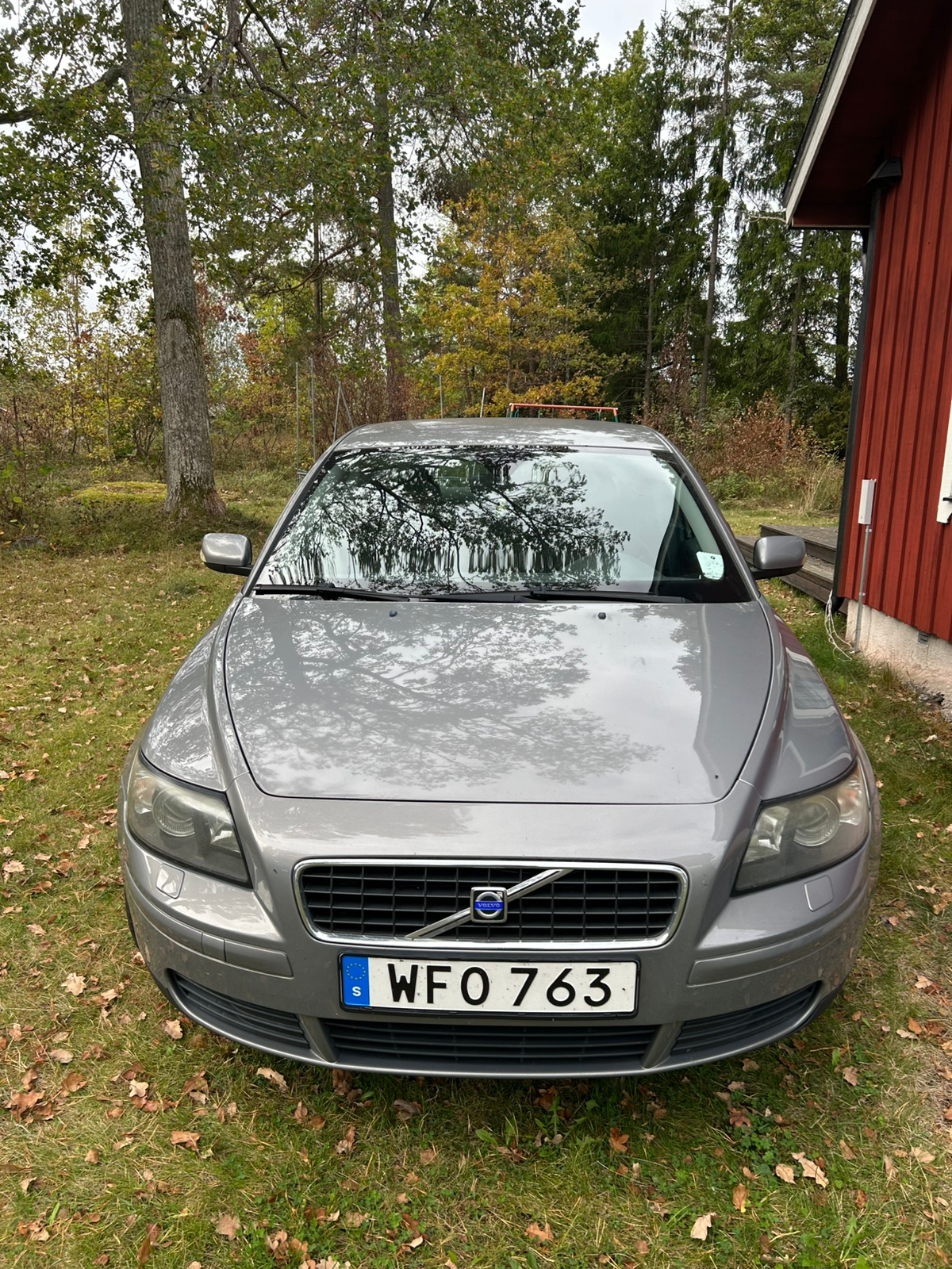 Volvo S40 2.4 Manuell 2005, bild 2/5