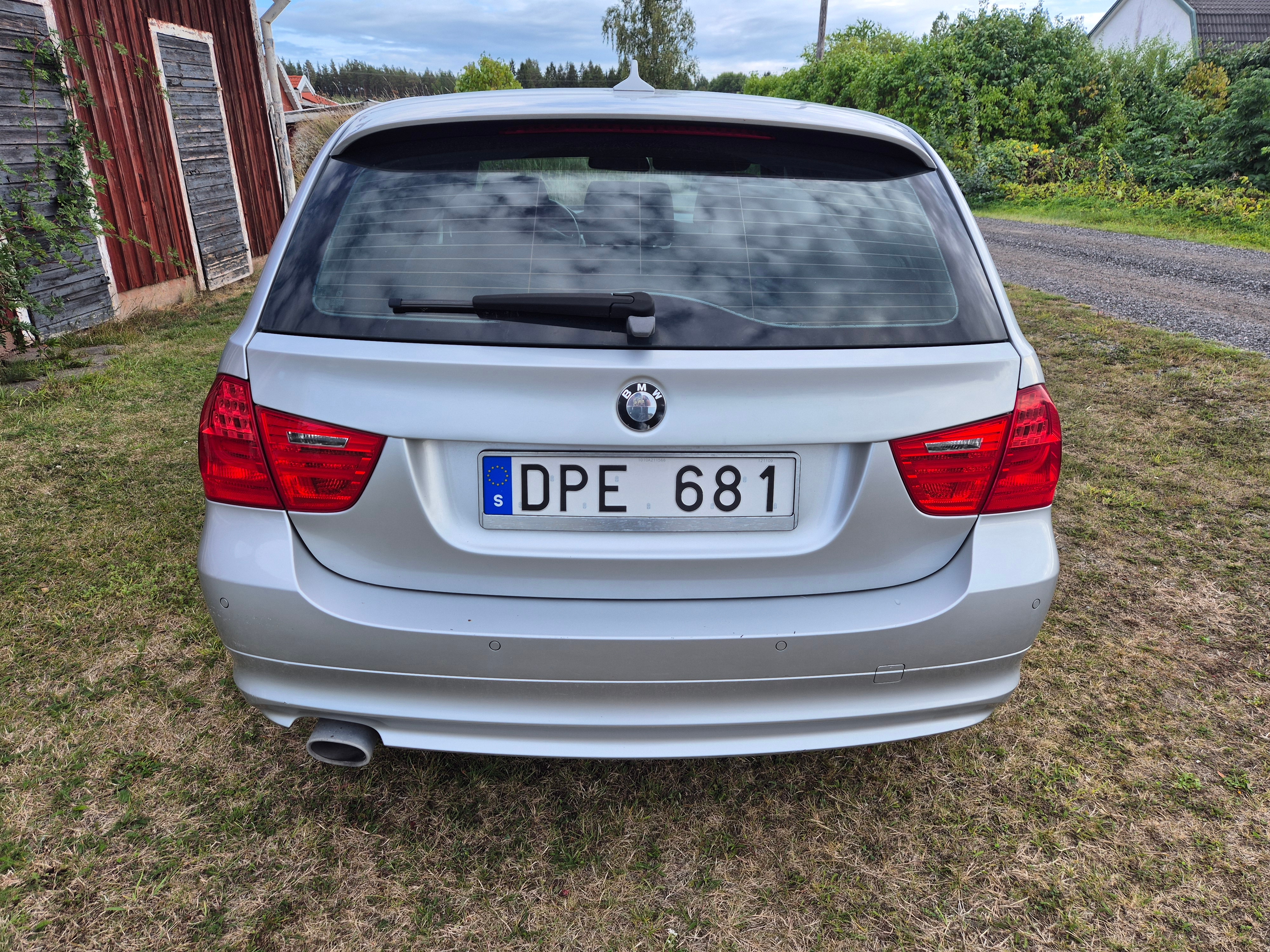 BMW 320 d Touring Manuell 2009, photo 4/9