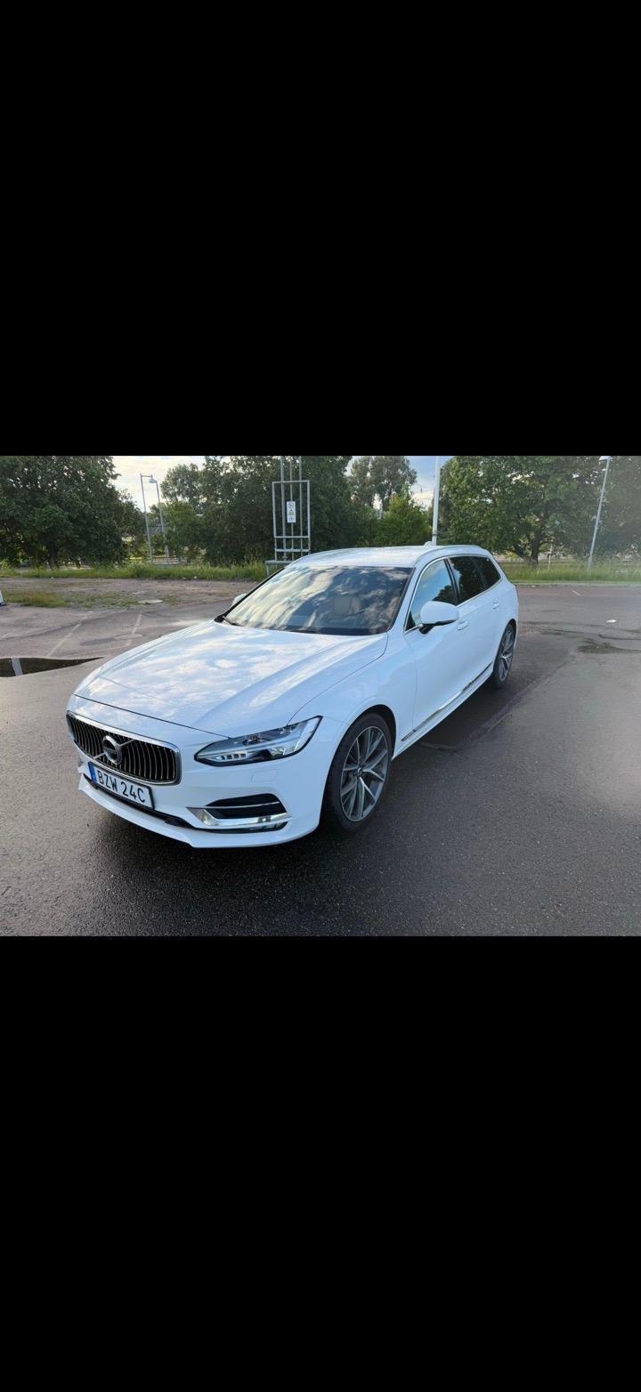 Volvo V90 D4 Inscription 2020, photo 4/10