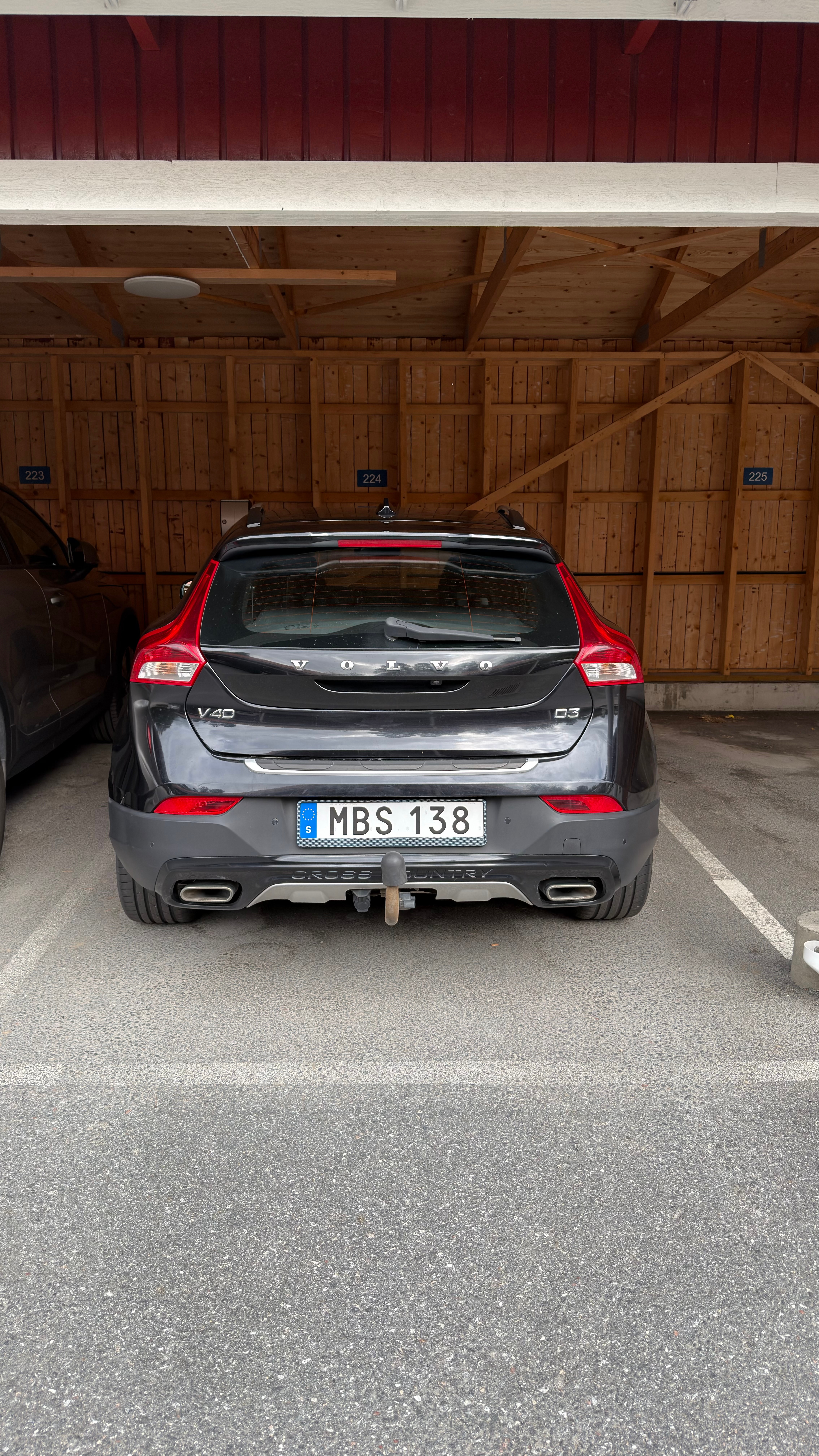 Volvo V40 Cross Country D3 Geartronic 2013, kuva 2/8