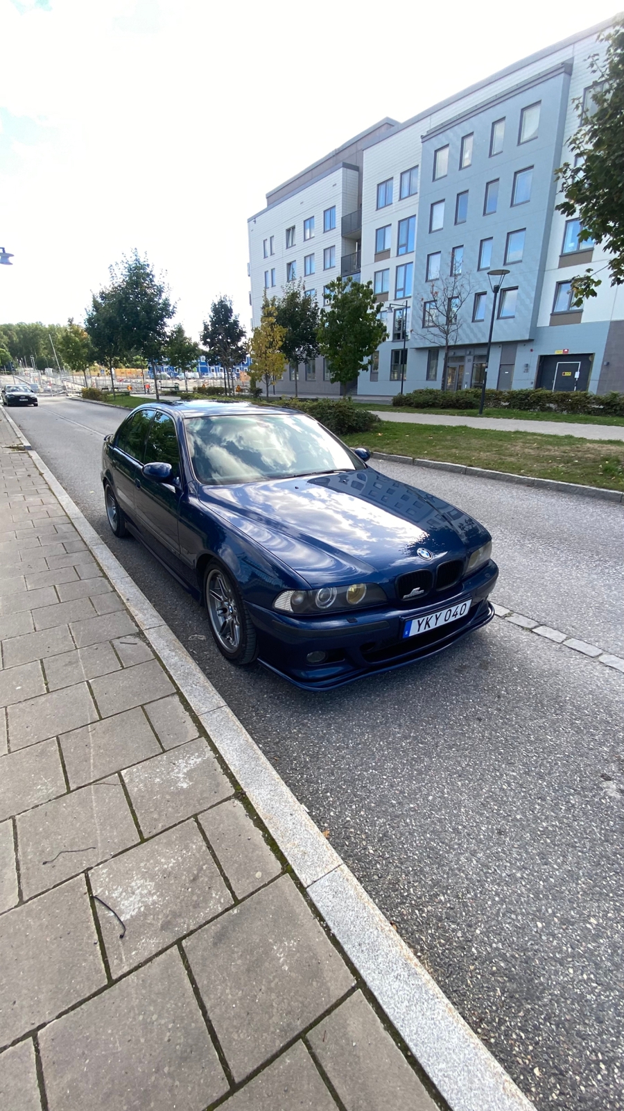 BMW 528 i Sedan Automatisk 1999, bild 2/9
