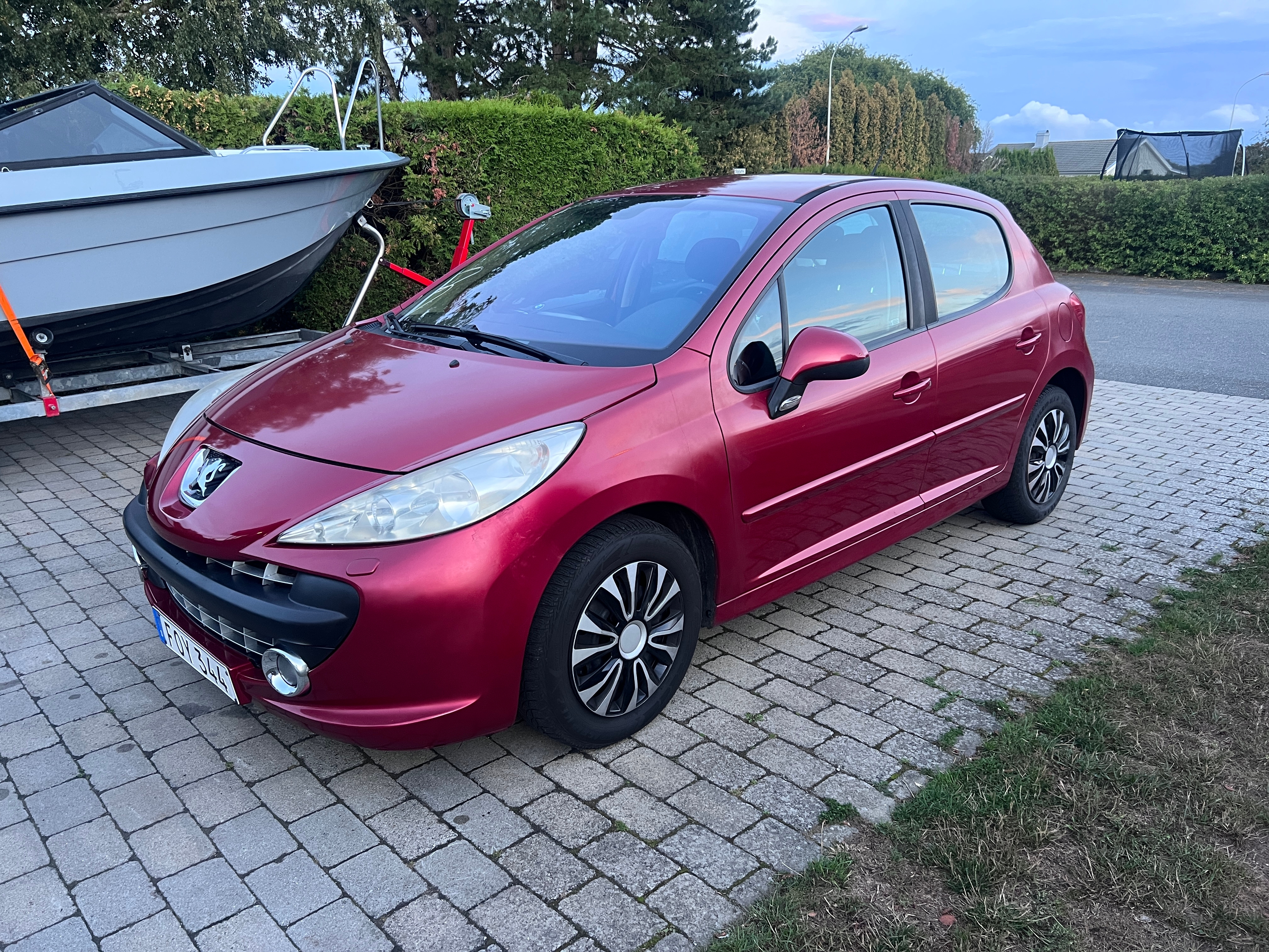 Peugeot 207 5-dörrar 1.6 VTi Manuell 2007, bild 2/7