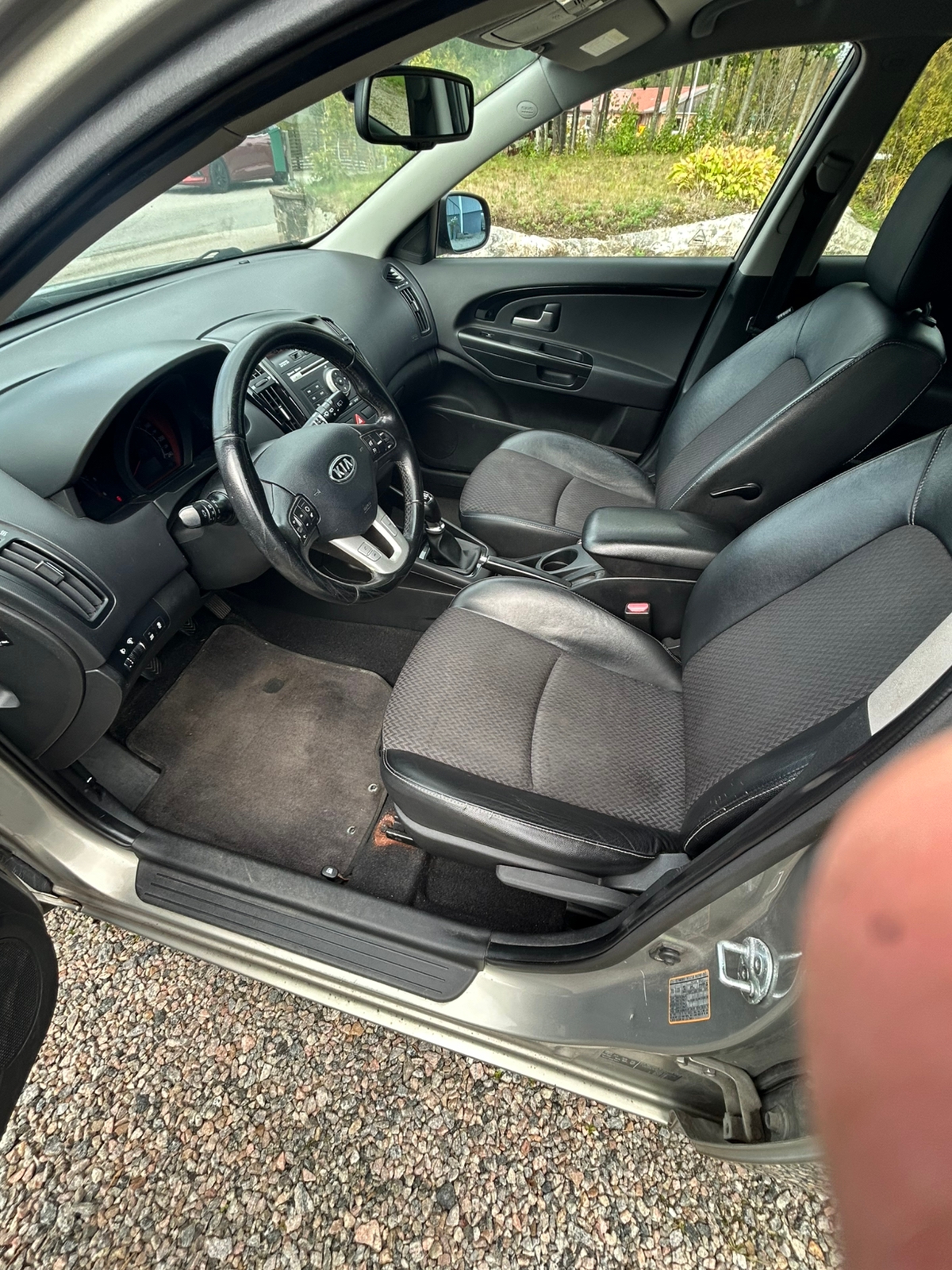 Kia Ceed _sw 1.6 CRDi Manuell 2012, bild 5/6