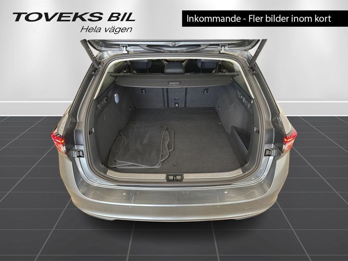 Skoda Superb L&K 1,5 TSI iV / El-stol 2025, bild 7/13
