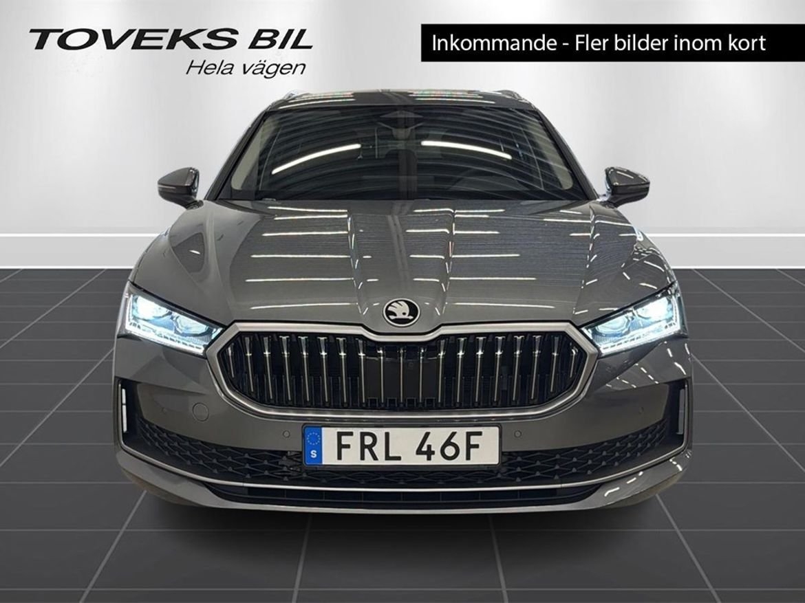 Skoda Superb L&K 1,5 TSI iV / El-stol 2025, bild 2/13