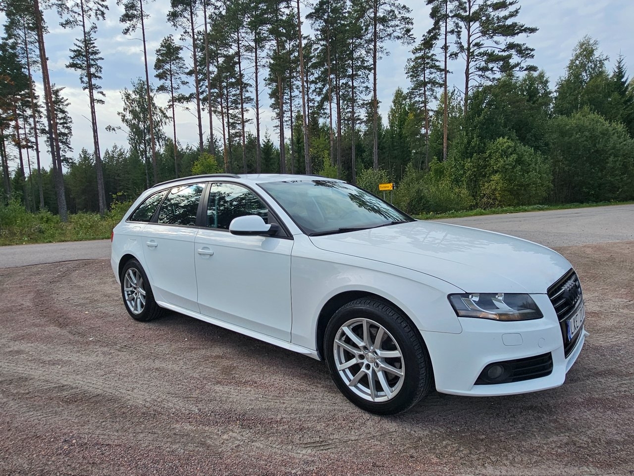 Audi A4 Avant 2.0 TDI DPF Euro 5 2012, bild 3/7