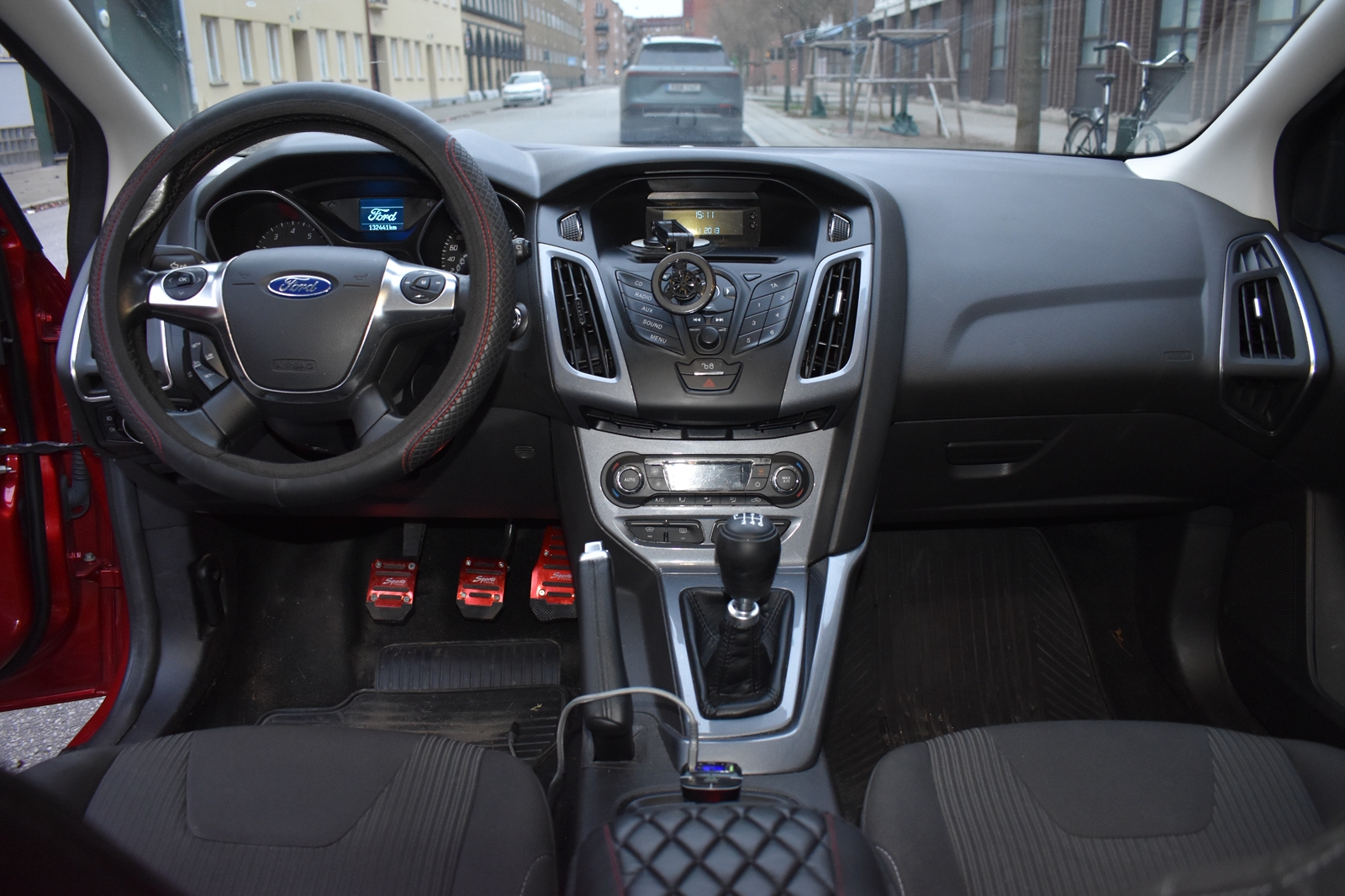 Ford Focus 1.0 EcoBoost Manuell 2014, kuva 6/8