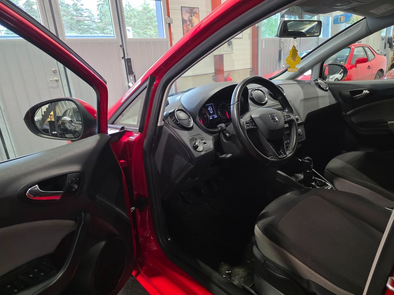 Seat Ibiza 2016, bild 6/10