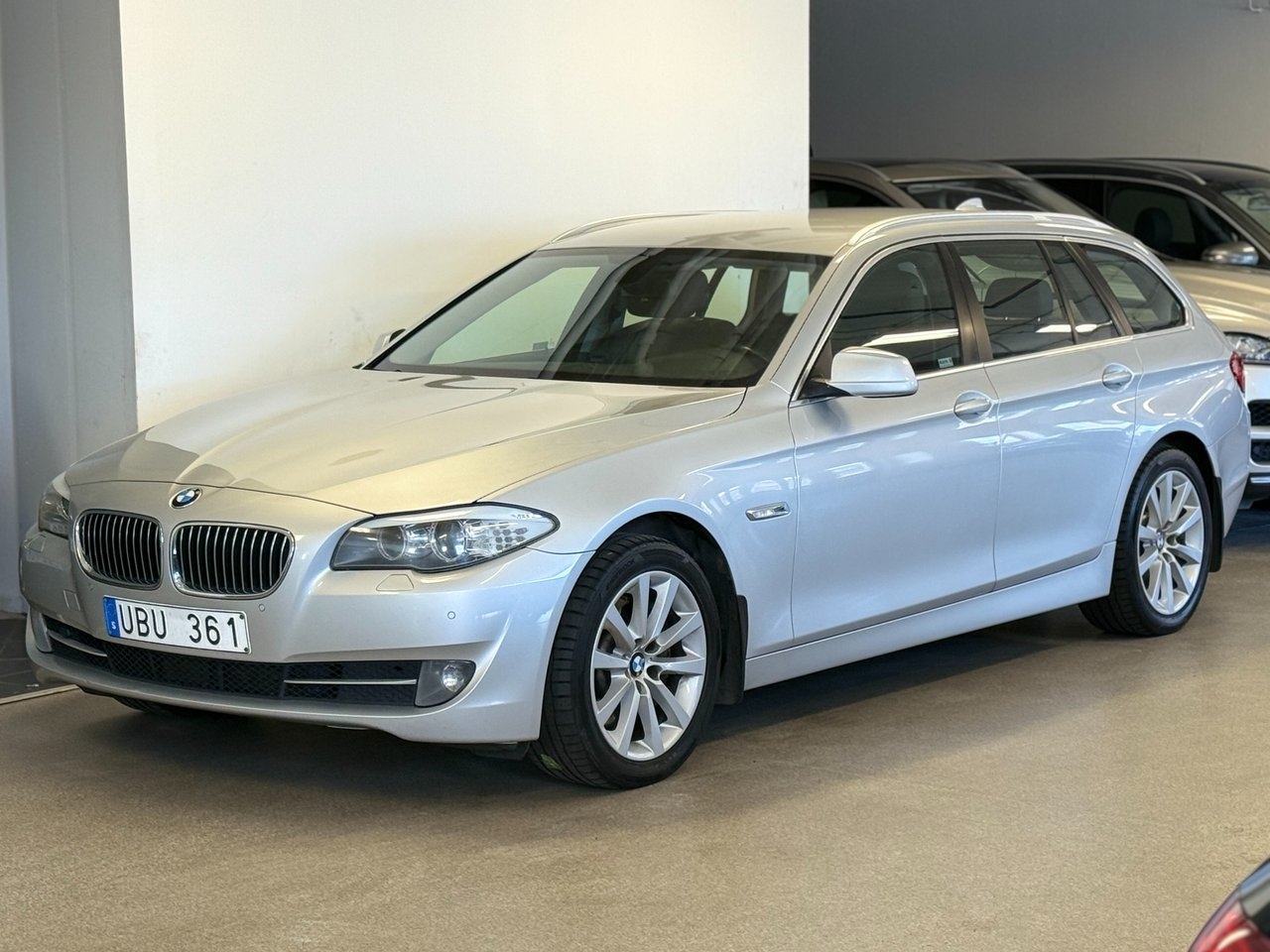 BMW 525