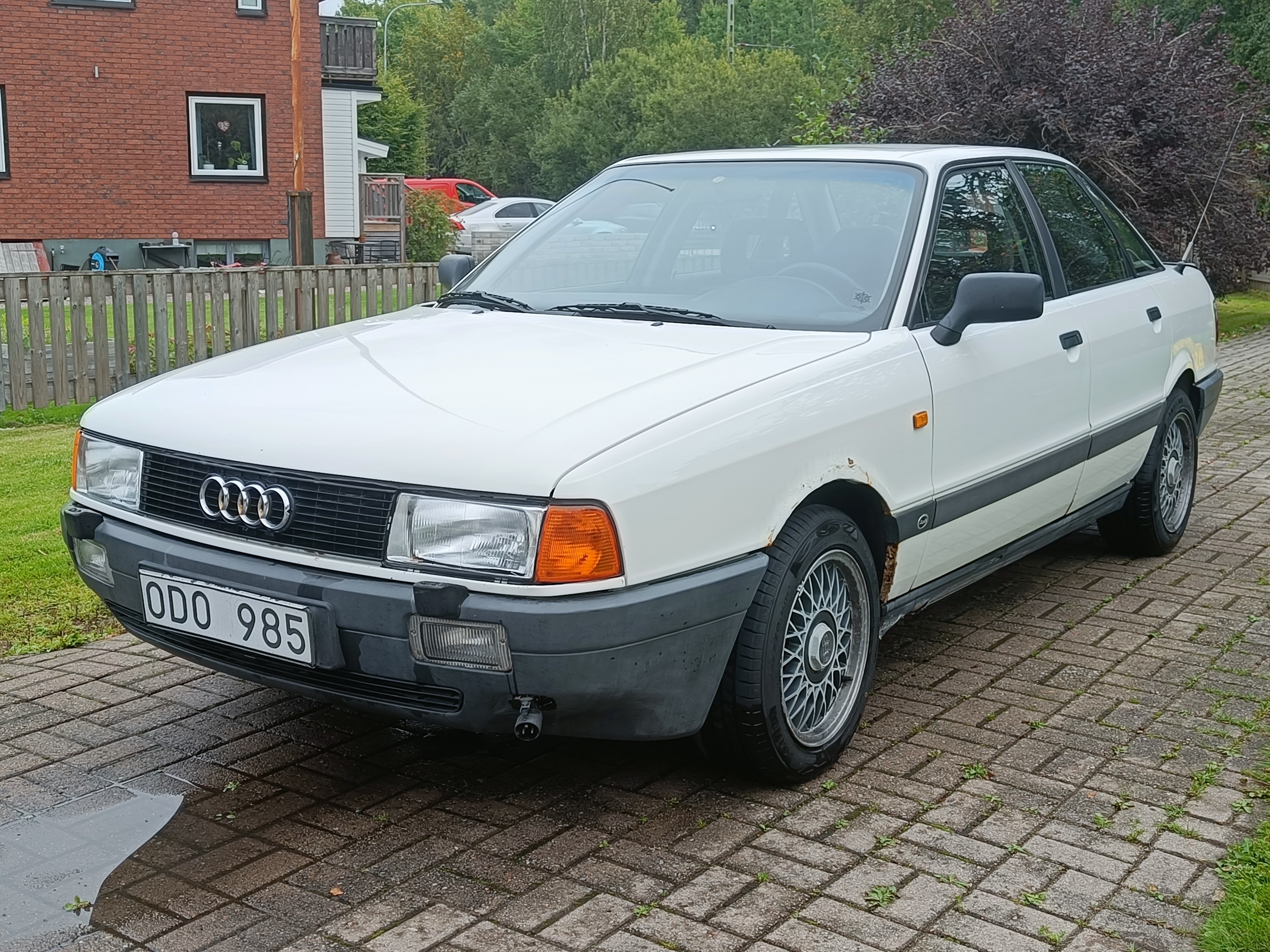 Audi 80