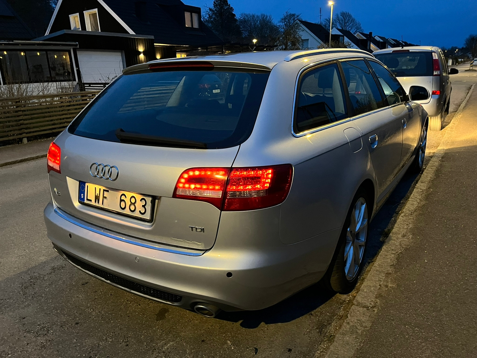 Audi A6 Avant 2.0 TDI DPF Multitronic 2011, photo 3/9