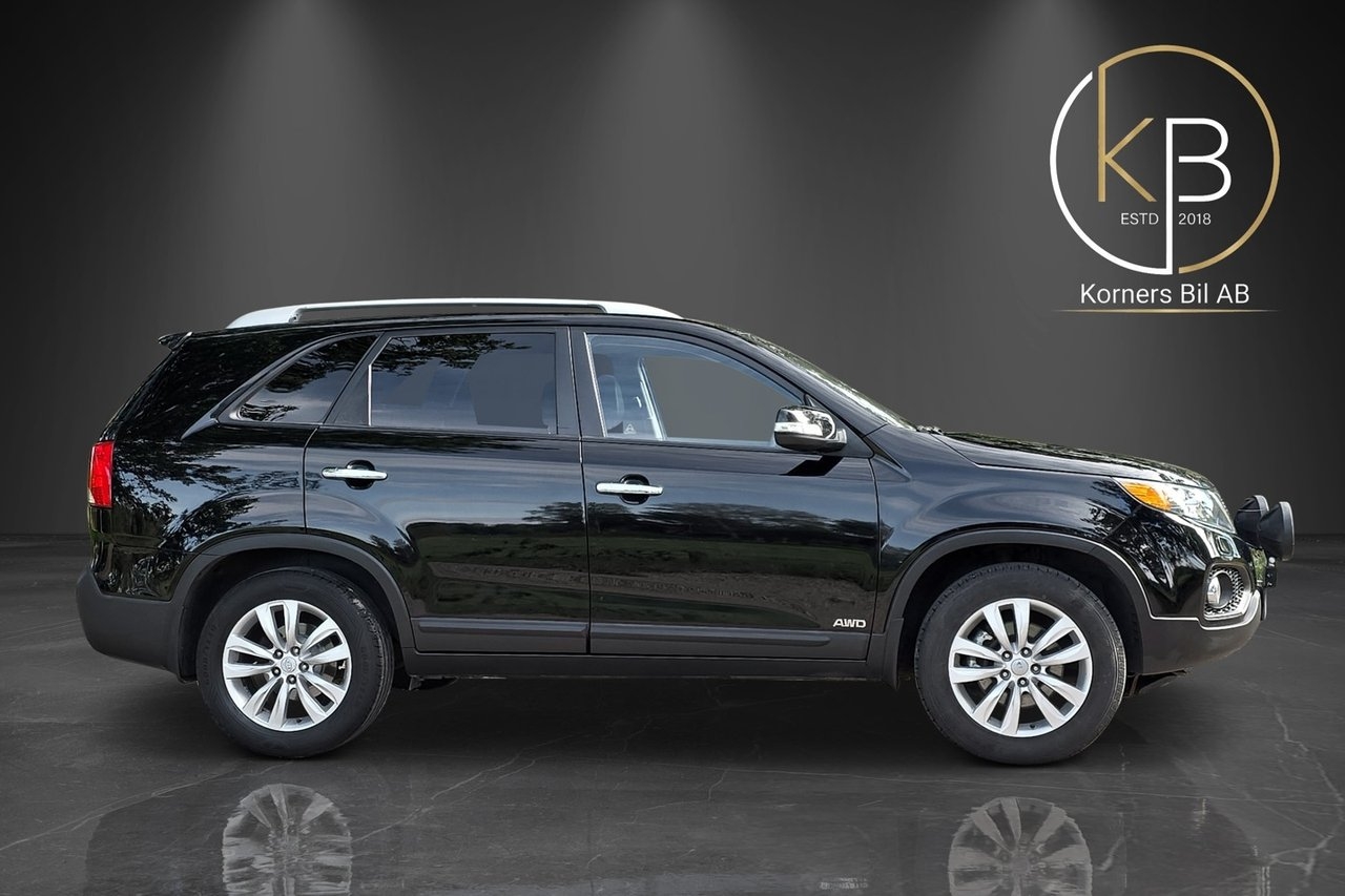 Kia Sorento 2.2 CRDi 4WD EX Skinn 197hk 2012, bild 2/11