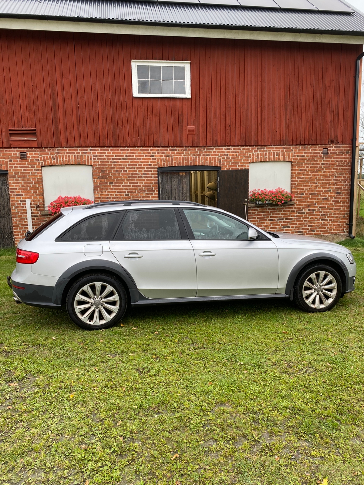Audi A4 allroad 2013, bild 5/10