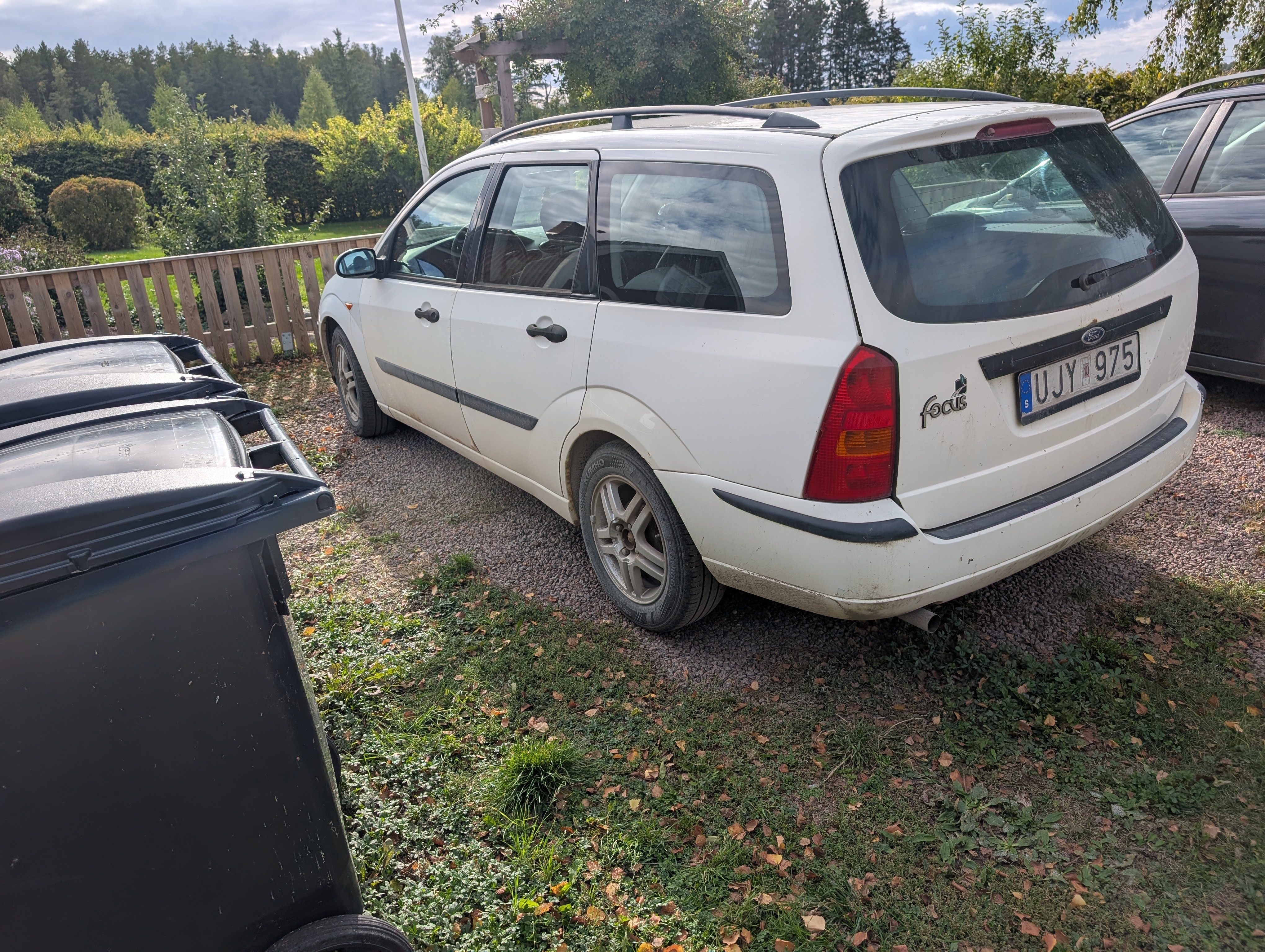 Ford Focus Kombi 1.6 Flexifuel Manuell 2004, bild 4/10