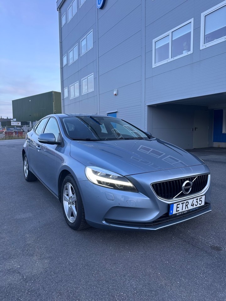 Volvo V40 D3 150hk Geartronic 2017, bild 3/10