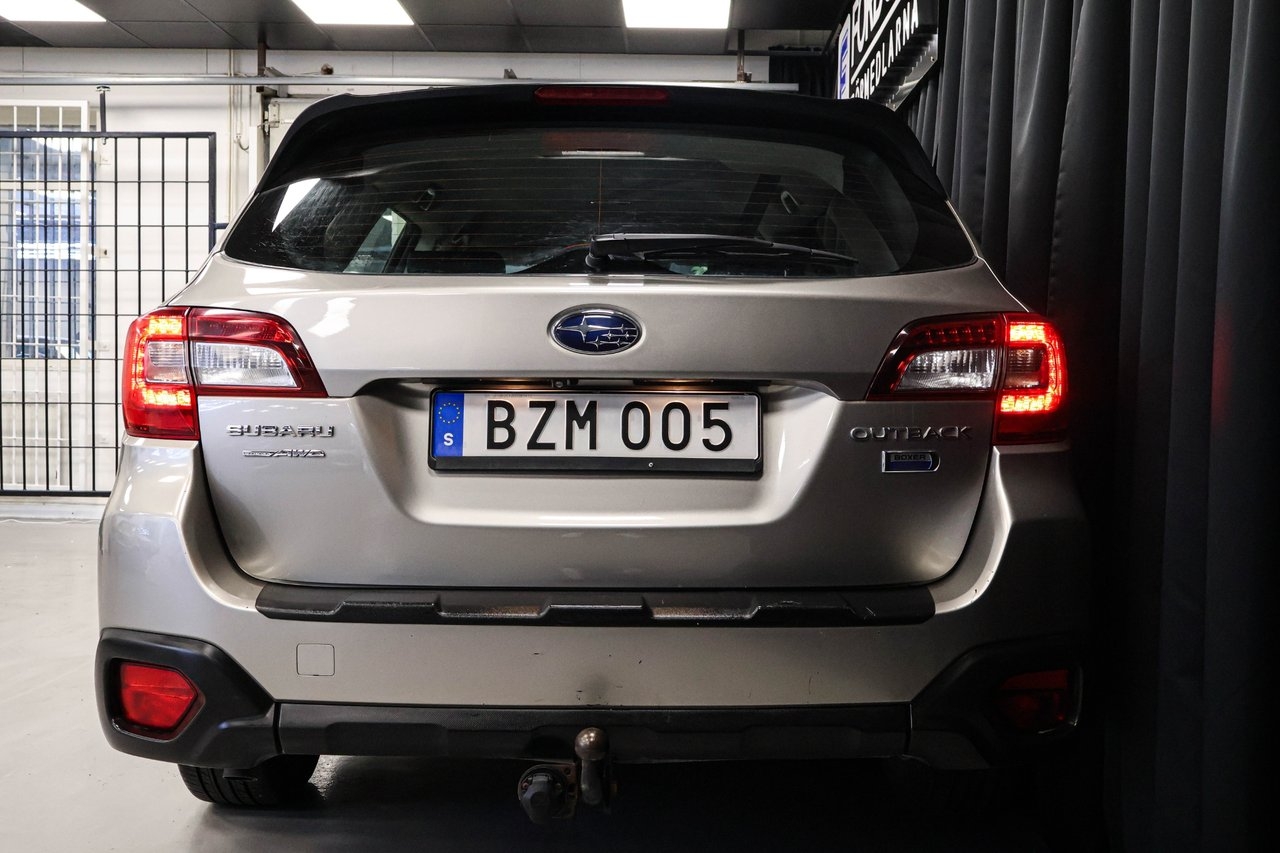 Subaru Outback 2.0 4WD AUT 2016, photo 7/10