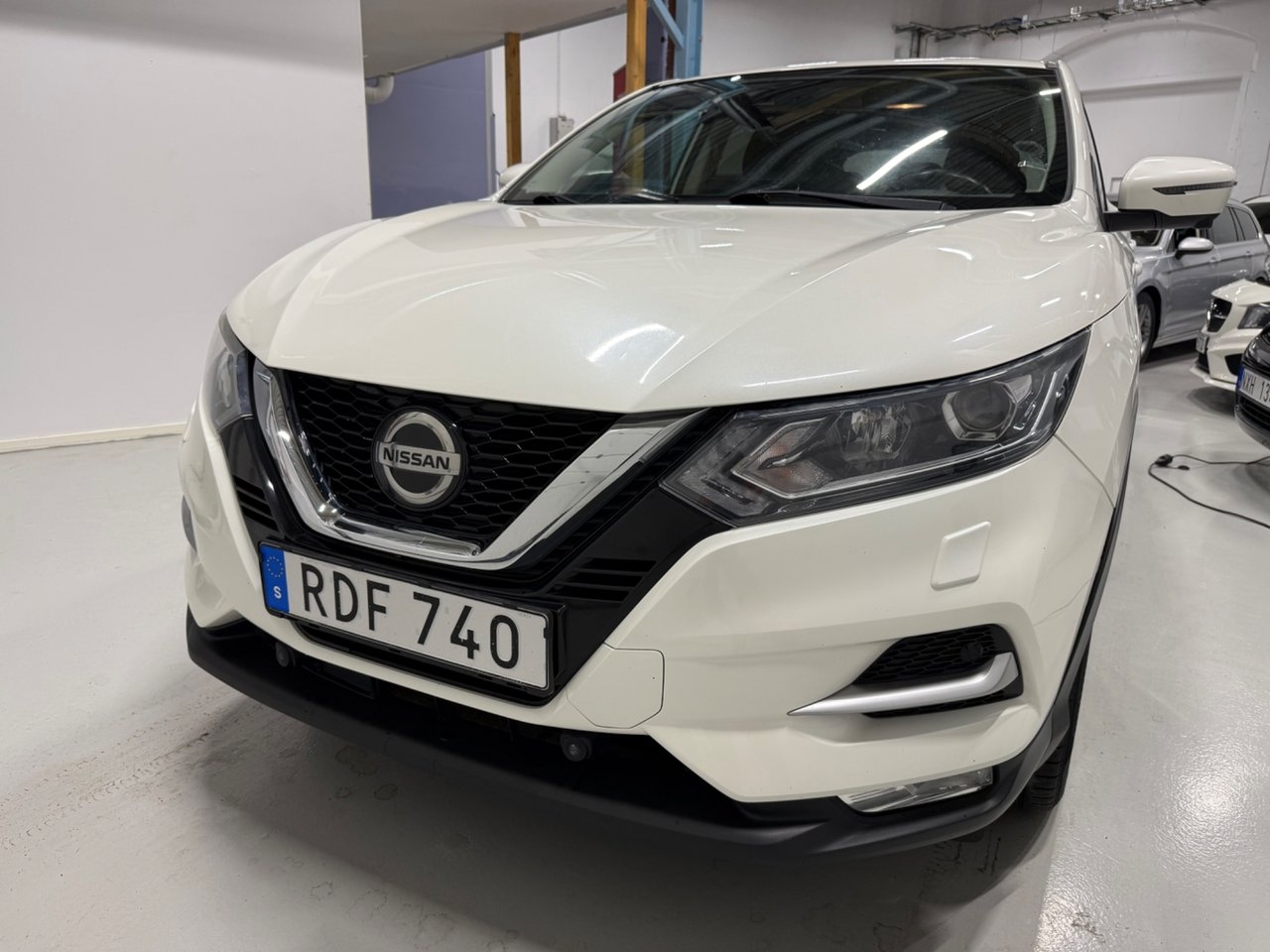 Nissan Qashqai 1.2 DIG-T Tekna 2018, bild 2/10