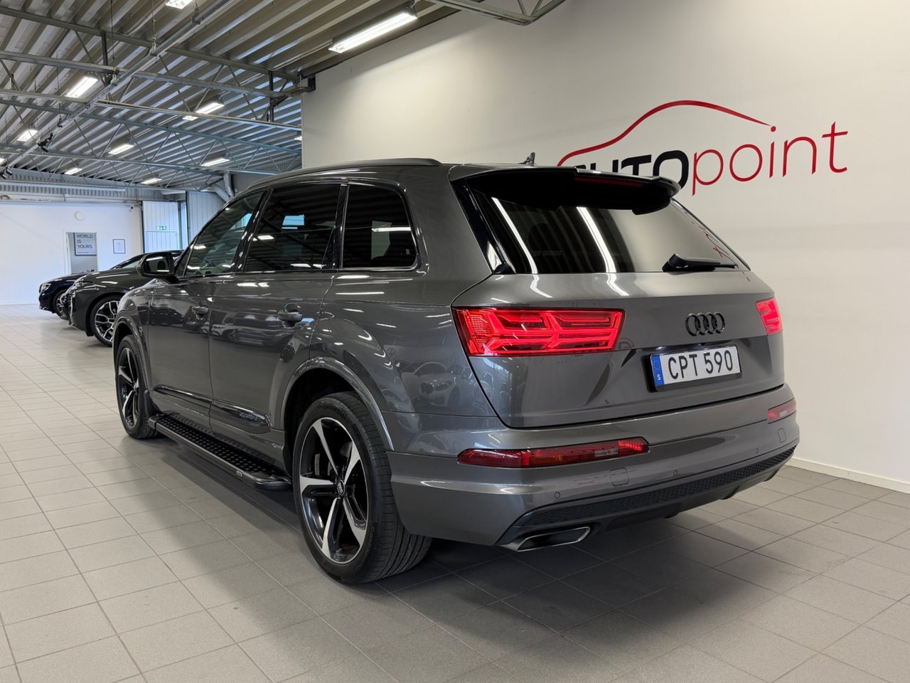 Audi Q7 3.0 TDI V6 272hk S line 2018, bild 4/10