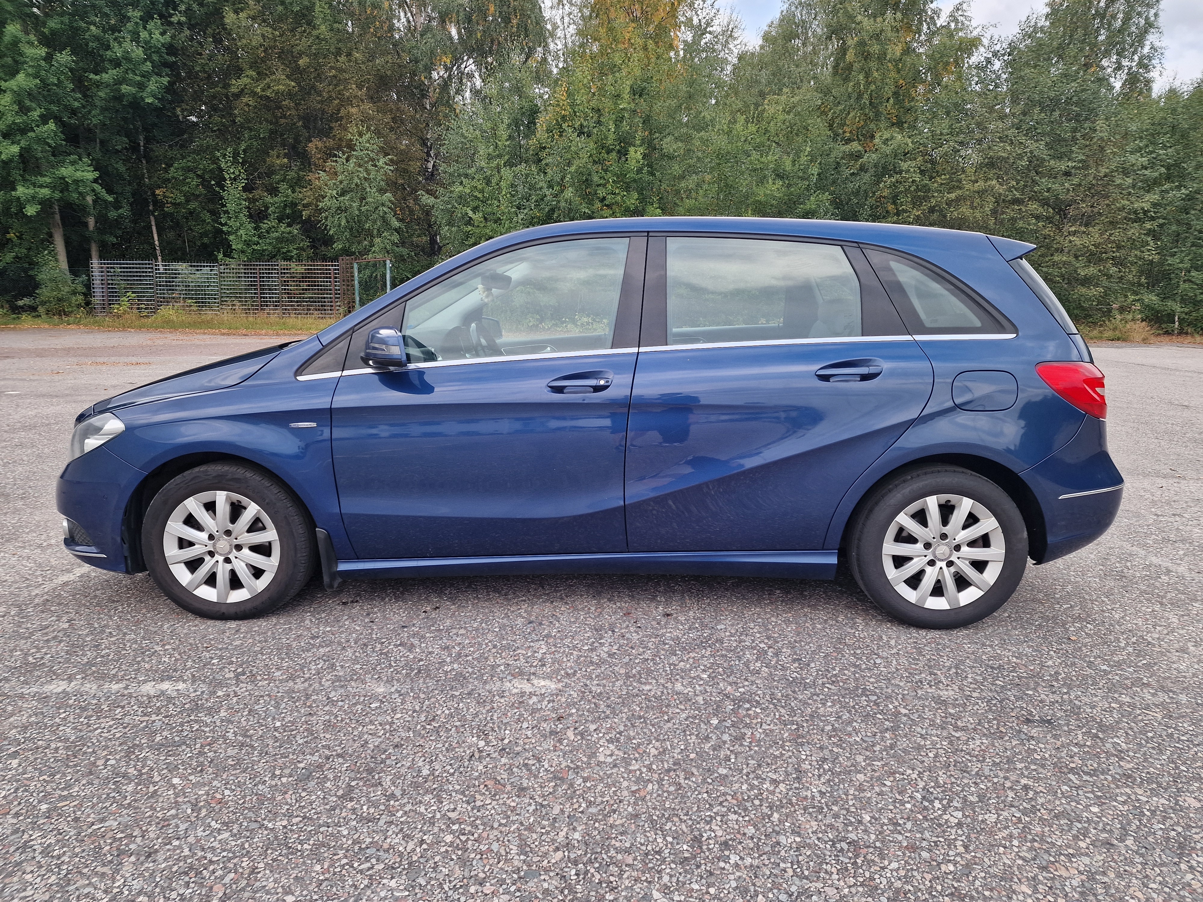 Mercedes-Benz B 2012, bild 2/10