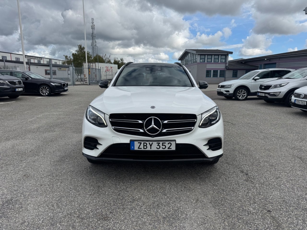 Mercedes-Benz GLC 2018, kuva 2/10