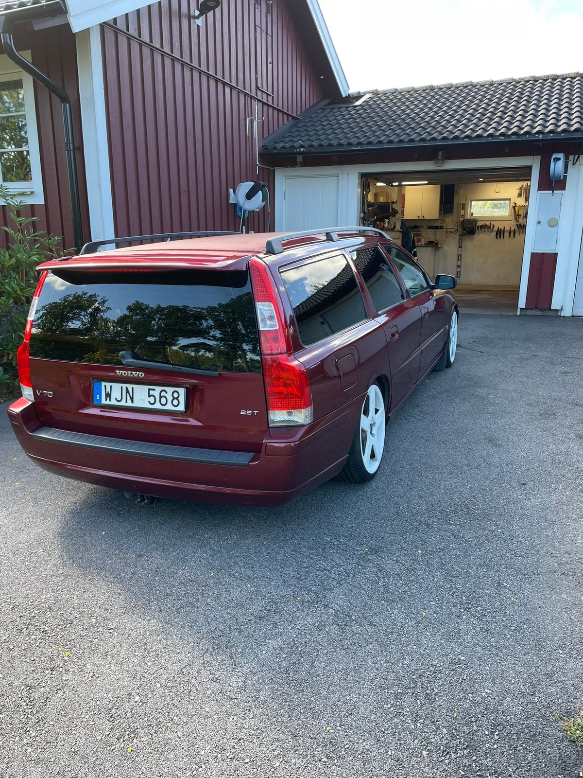 Volvo V70 2.5T Manuell 2005, bild 3/7