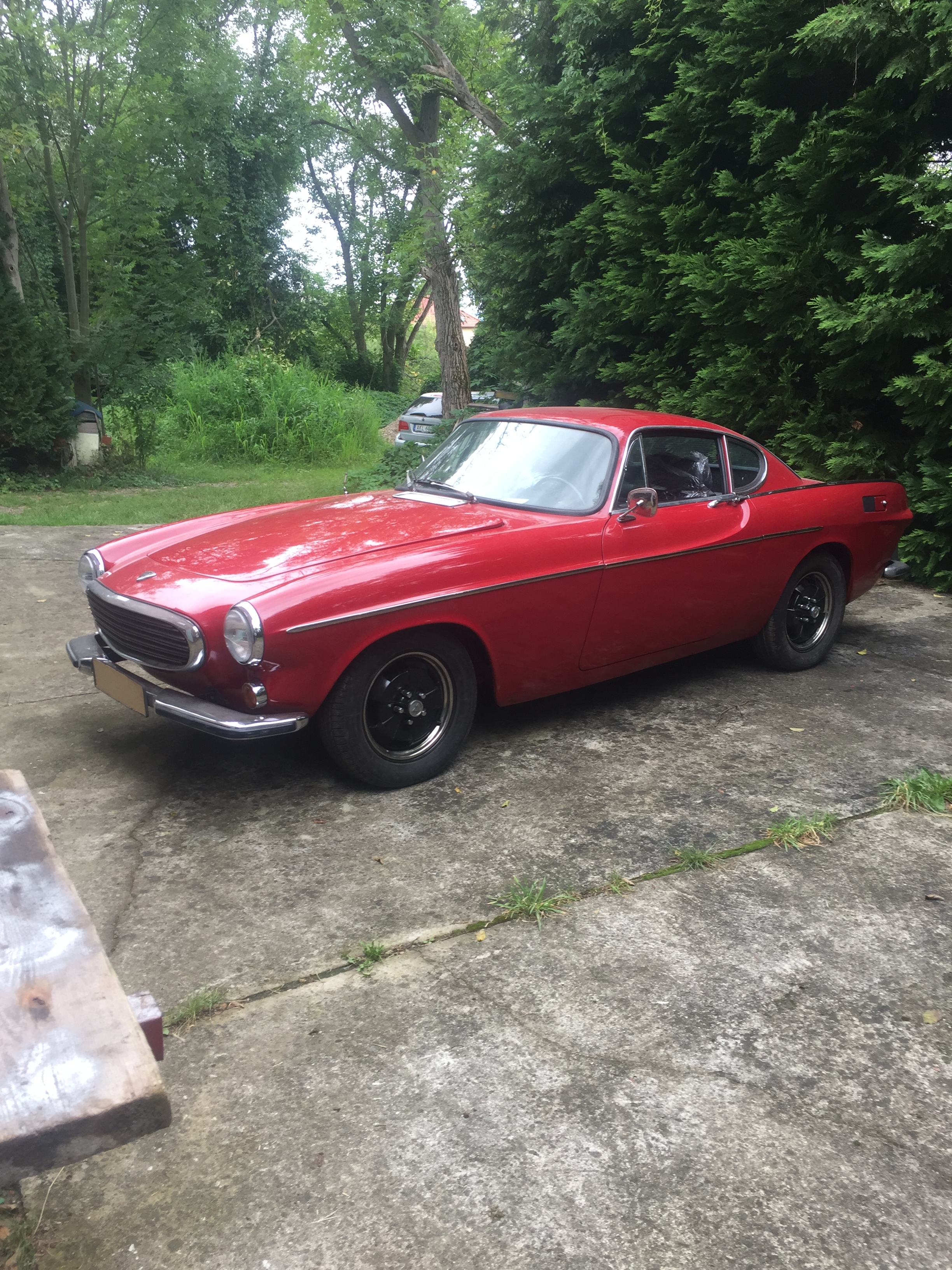 Volvo P1800