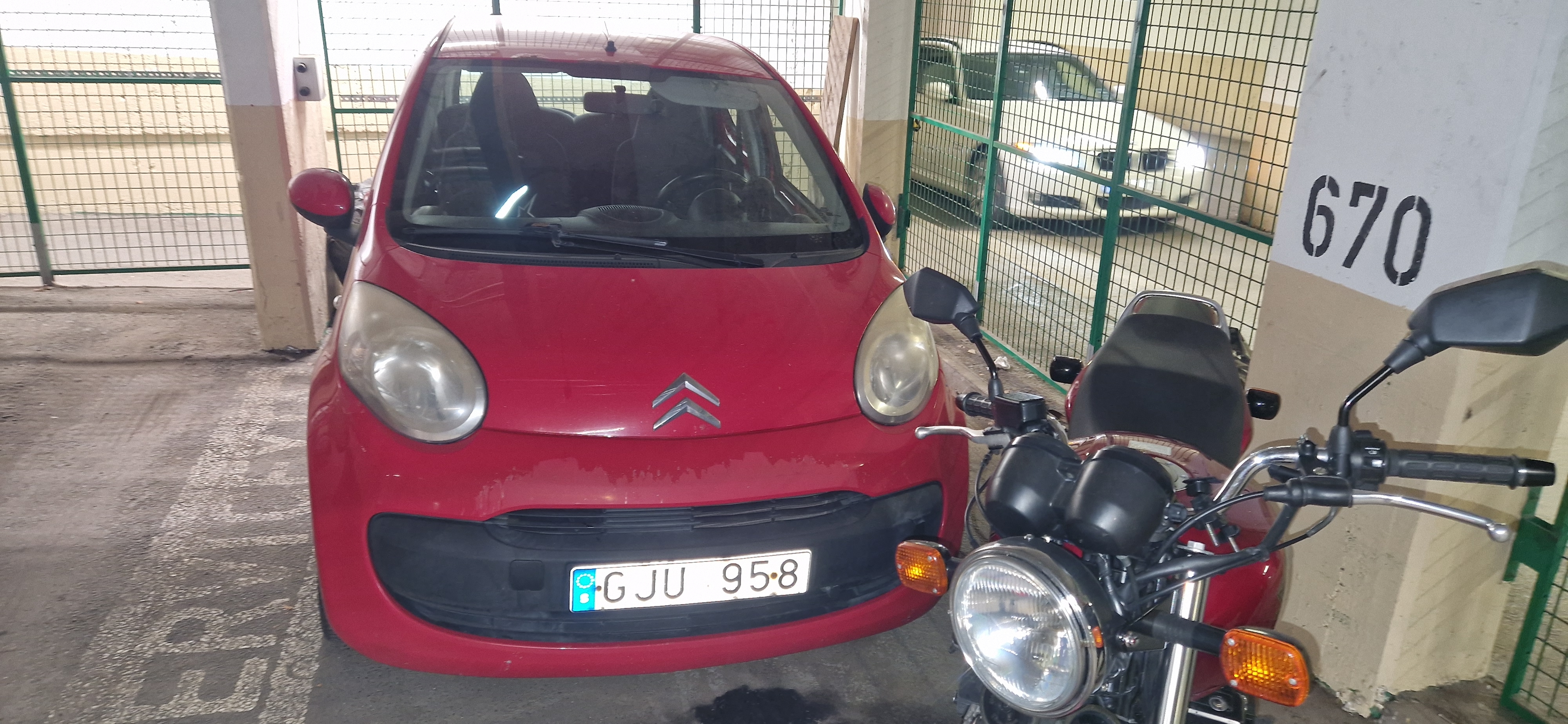 Citroen C1 5-dörrar 1.0 Manuell 2008, bild 2/4