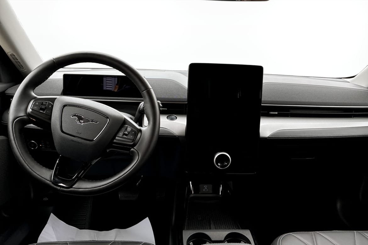 Ford Mustang Mach-E 2022, bild 4/9