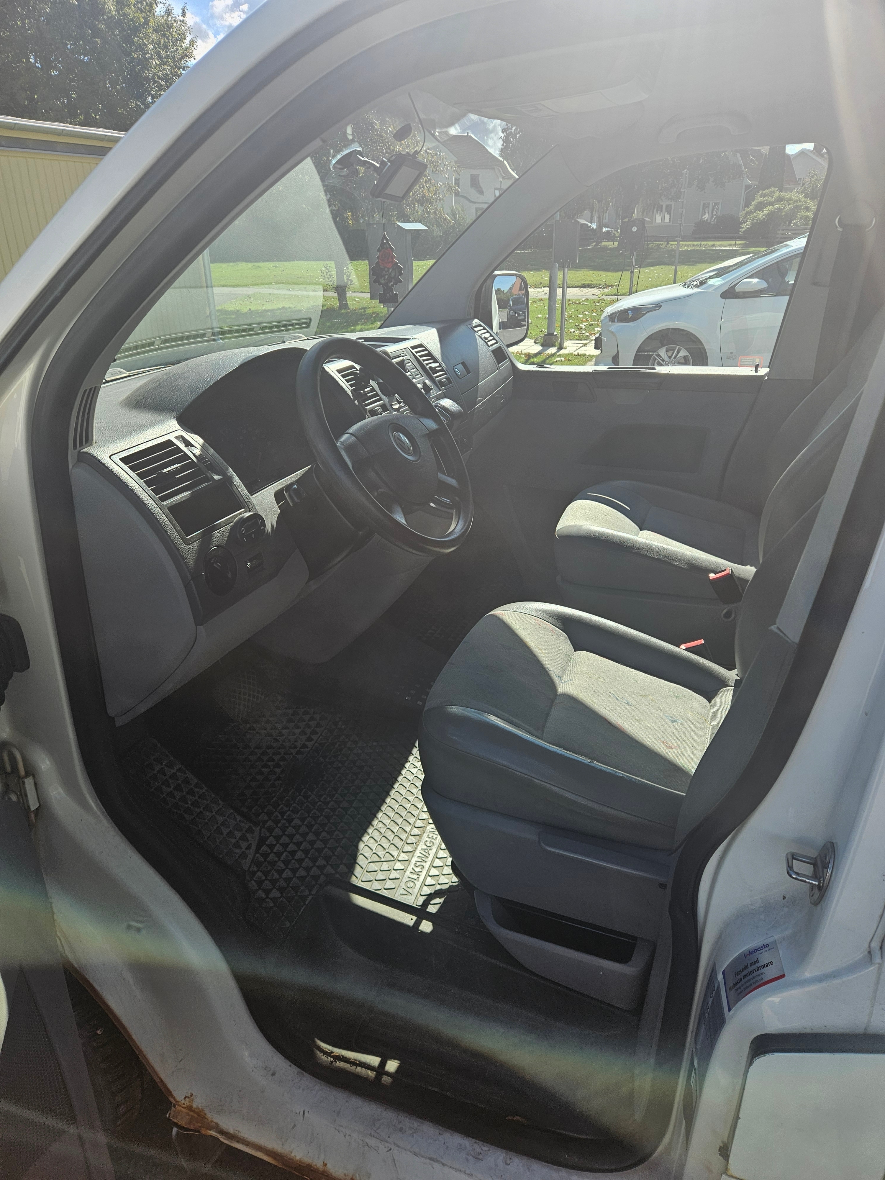 Volkswagen Transporter 2009, bild 6/7