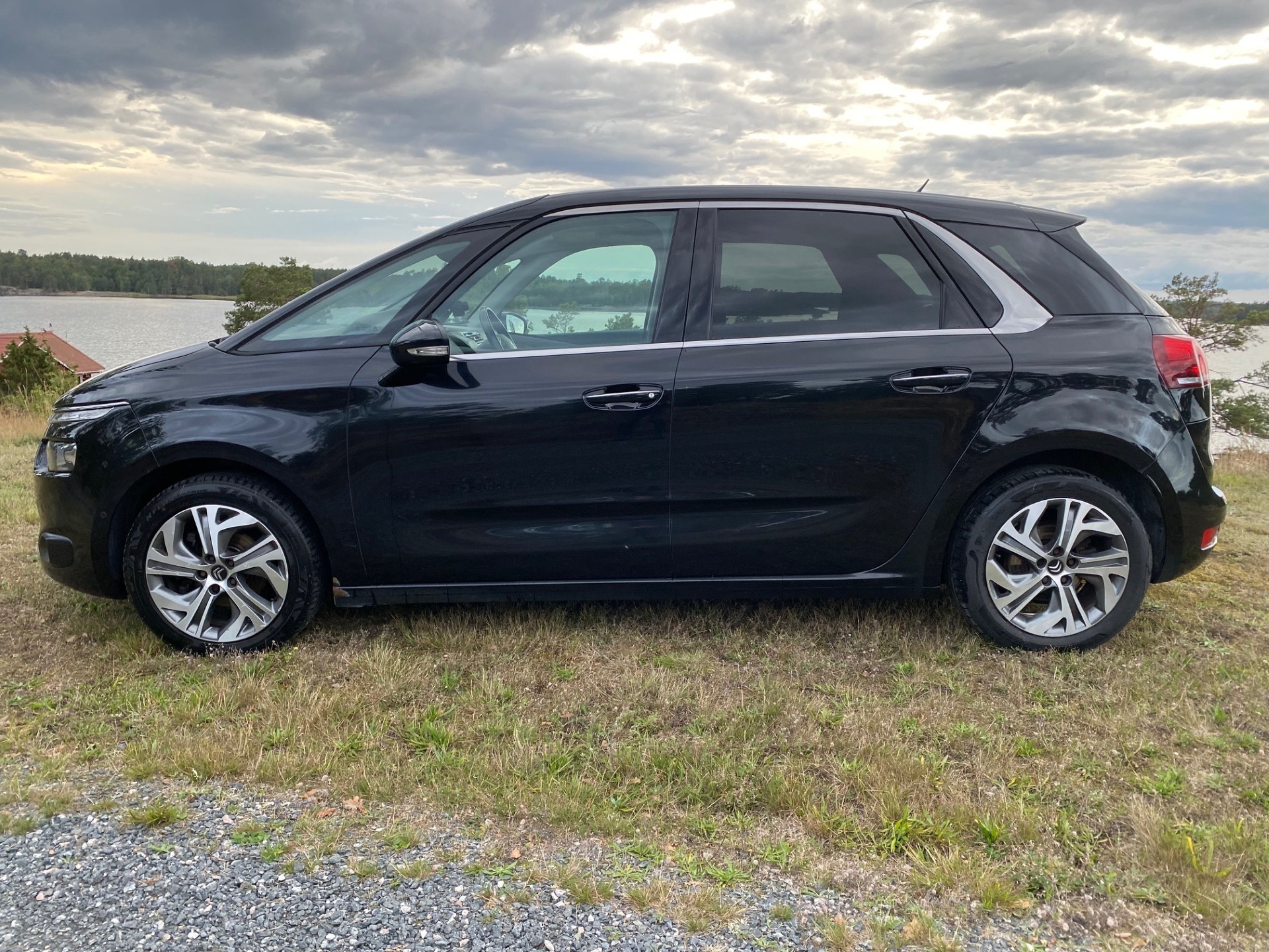 Citroen C4 Picasso 1.2 e-THP Manuell 2016, bild 4/10