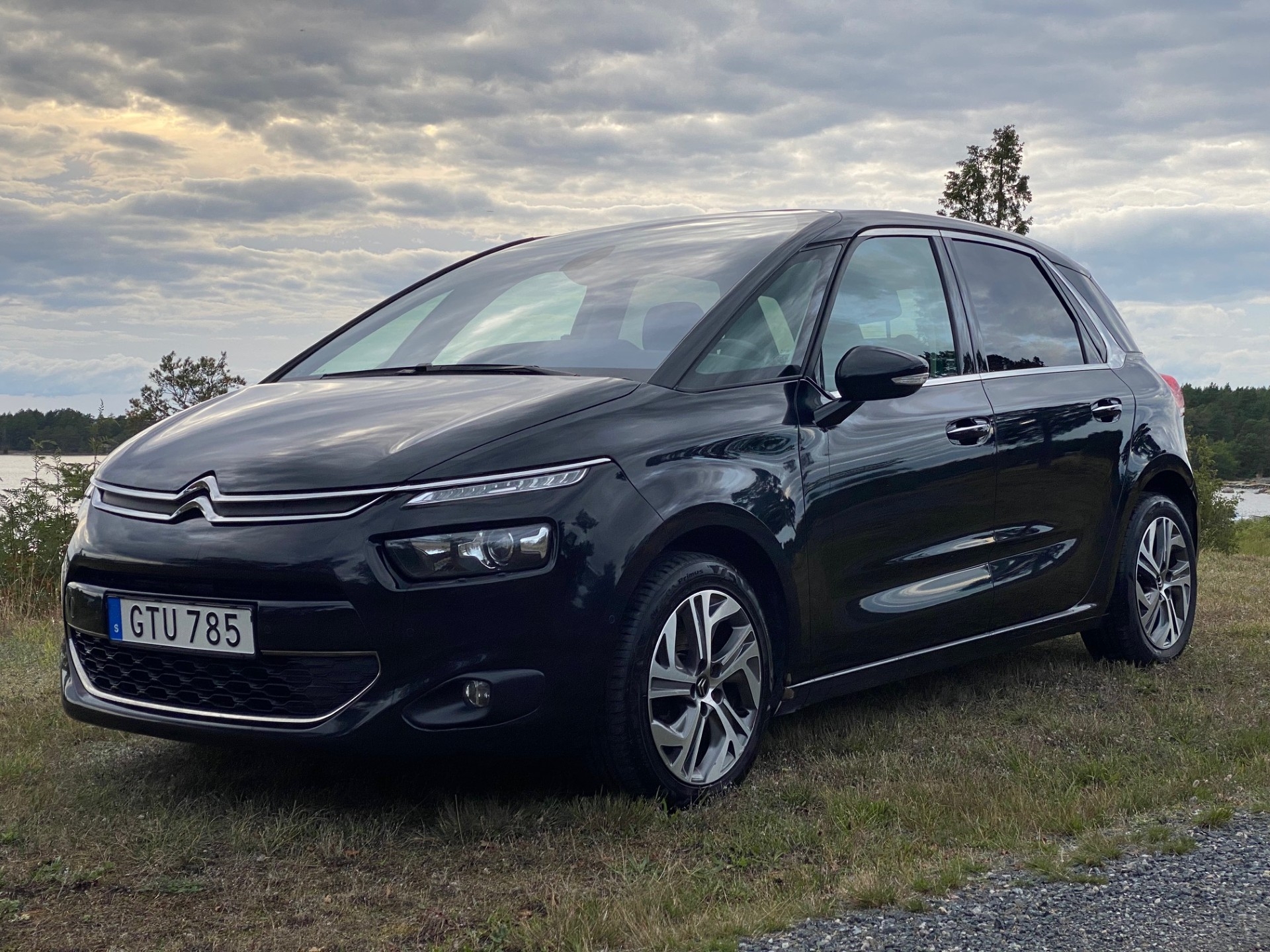 Citroen C4 Picasso 1.2 e-THP Manuell 2016, bild 2/10