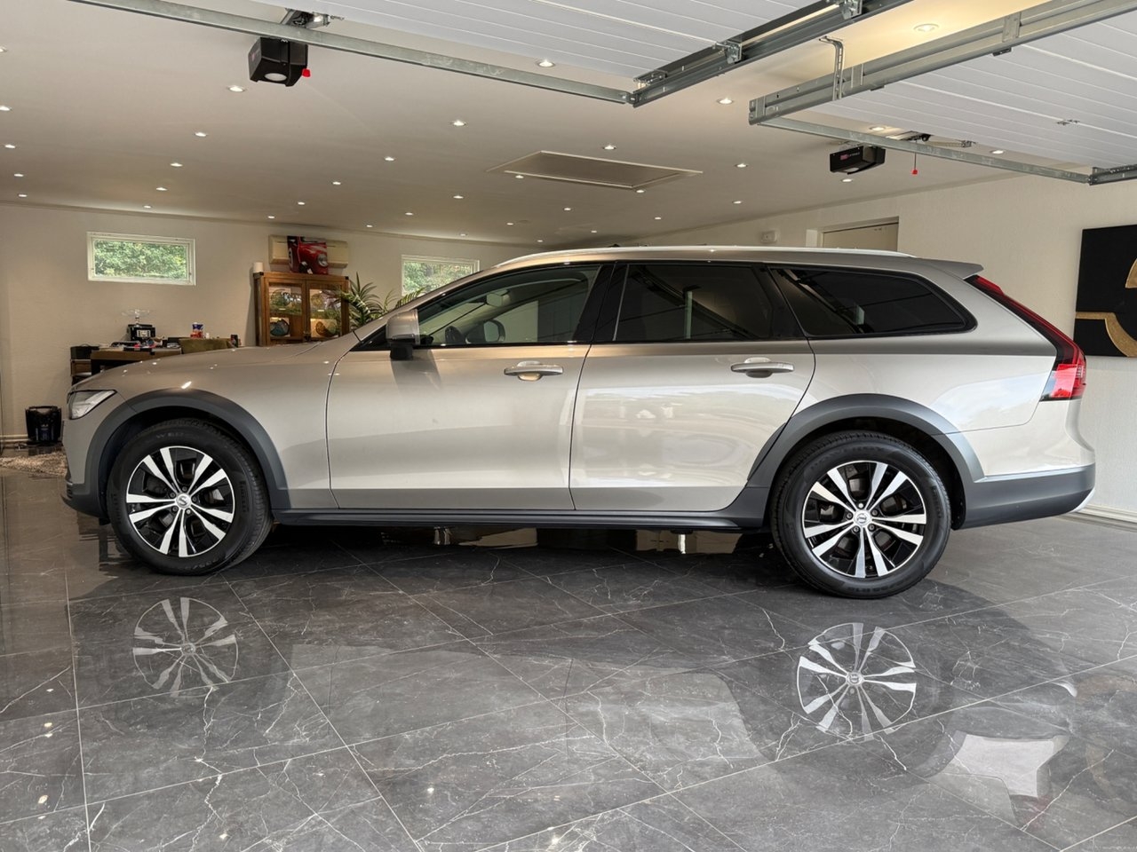 Volvo V90 Cross Country 2021, bild 6/10