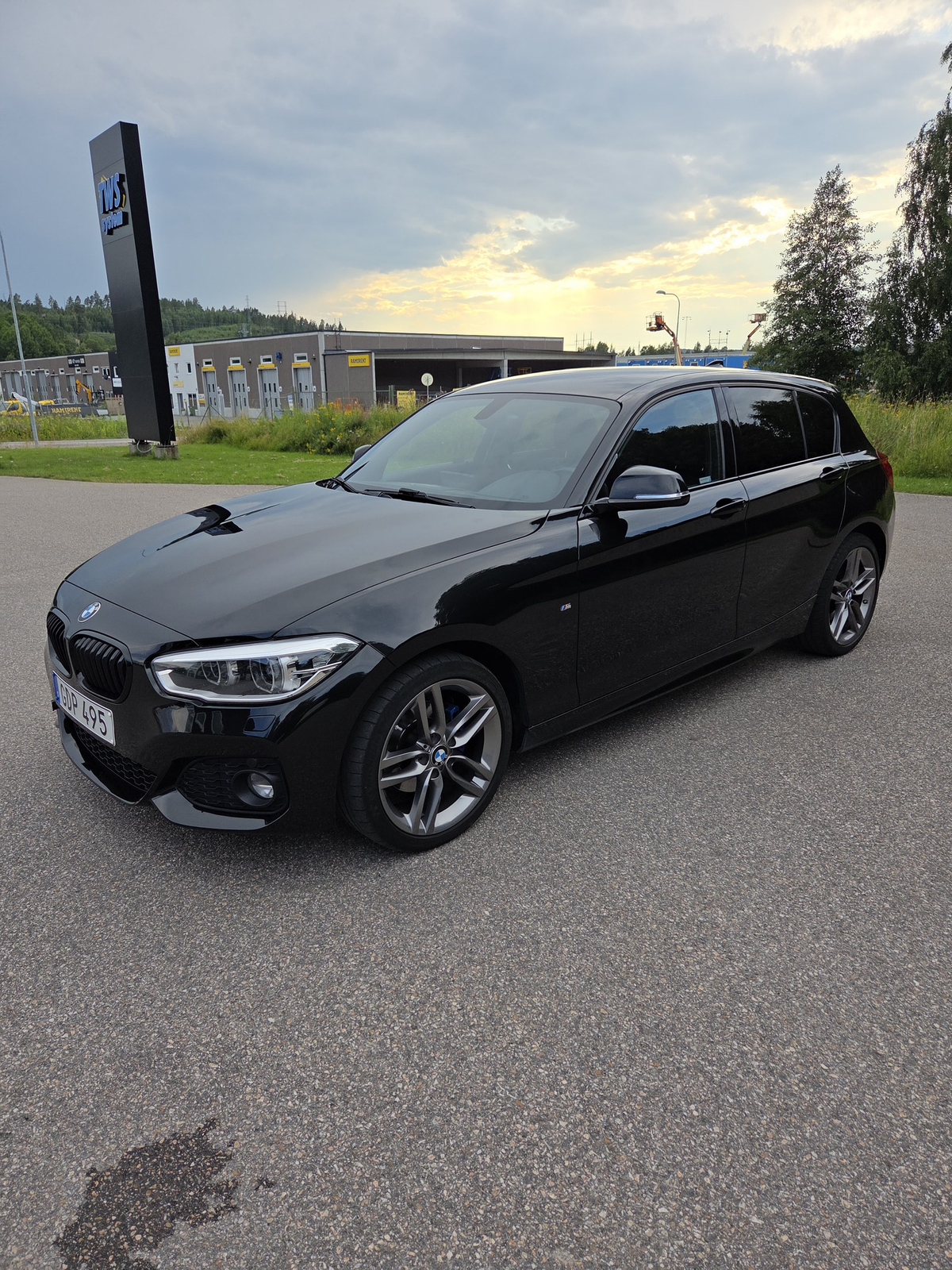 BMW 120 d xDrive 5-dörrars Steptronic 2017, kuva 2/5