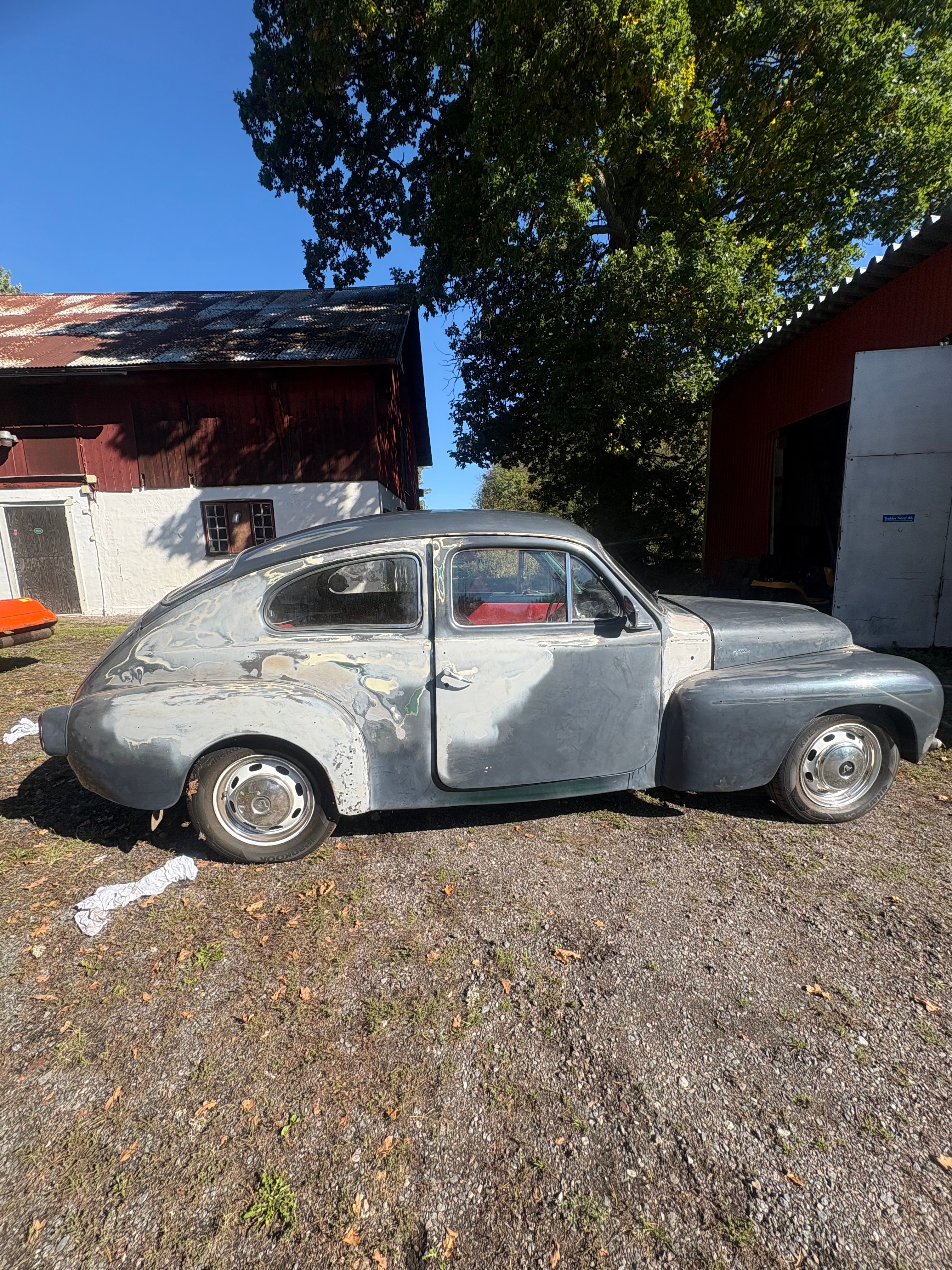 Volvo PV
