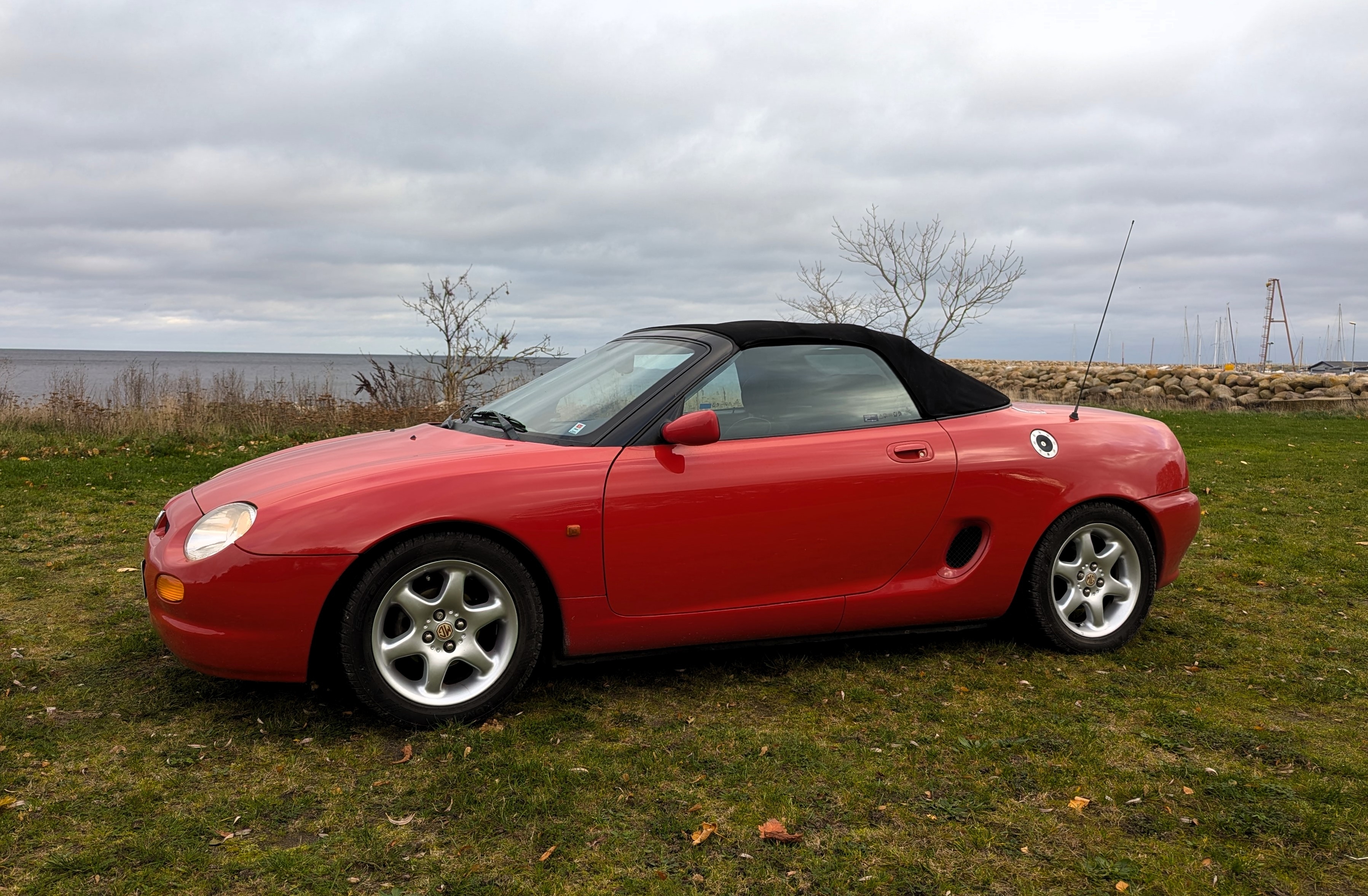 MG F 1.8 MPi Manuell 1996, bild 2/8