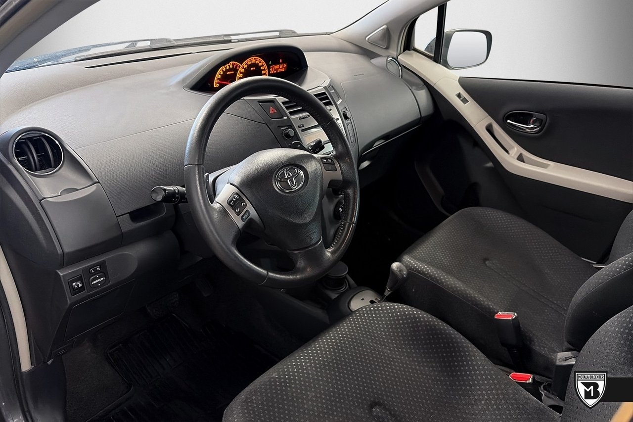 Toyota Yaris 2011, bild 7/13