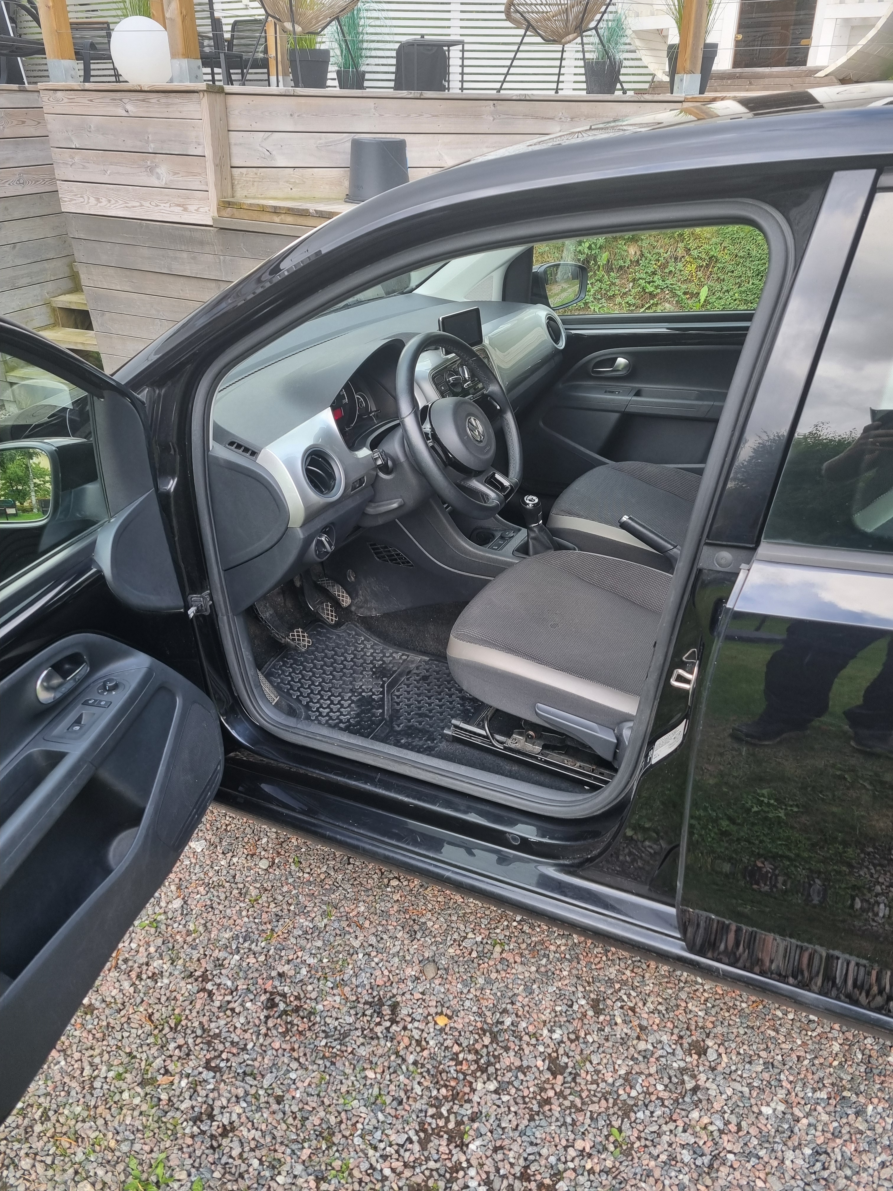 Volkswagen UP! 5-dörrar 1.0 MPI Manuell 2015, bild 7/9