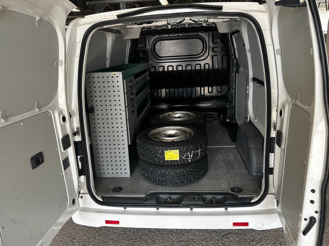 Nissan NV200 2017, bild 7/8