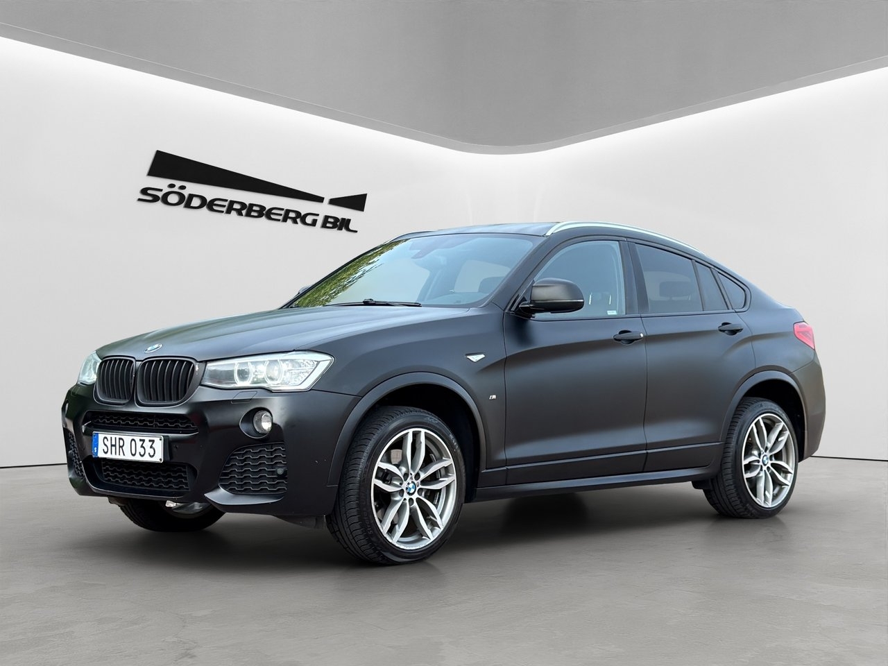 BMW X4 2016, kuva 3/10